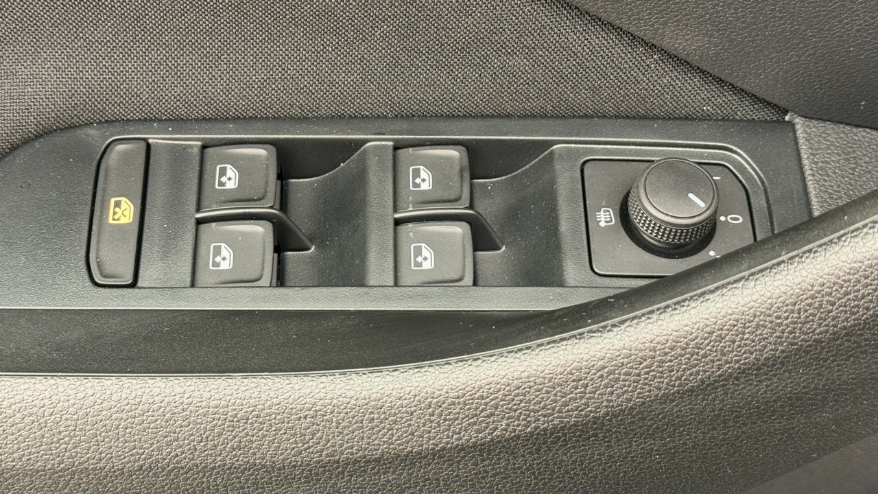 SKODA Kamiq 1.0 TSI Selection DSG-image-8