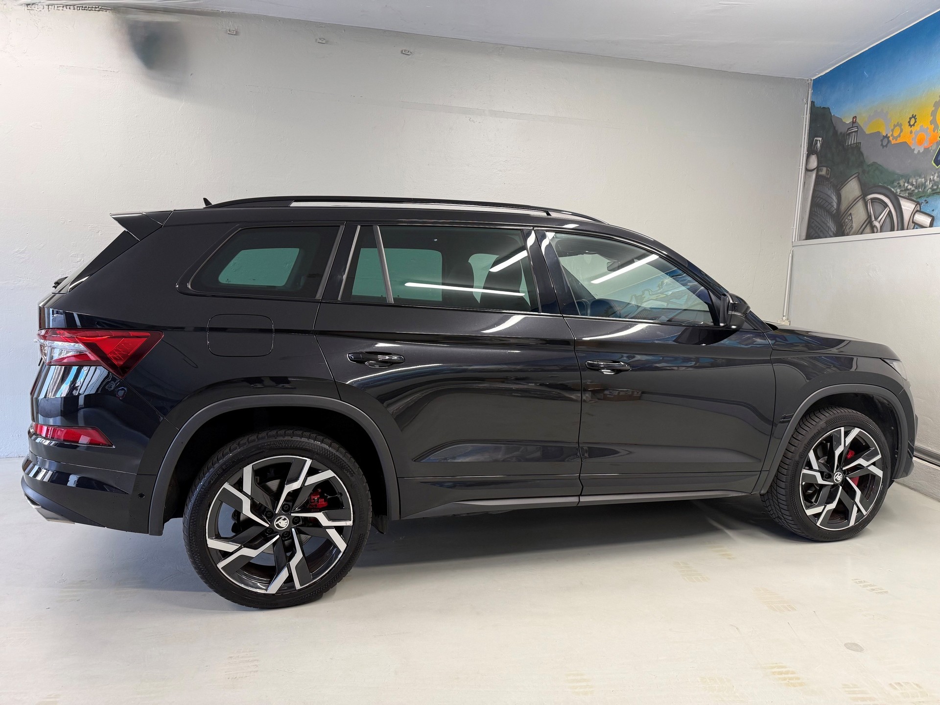 SKODA Kodiaq 2.0 TSI 4x4 RS-image-3