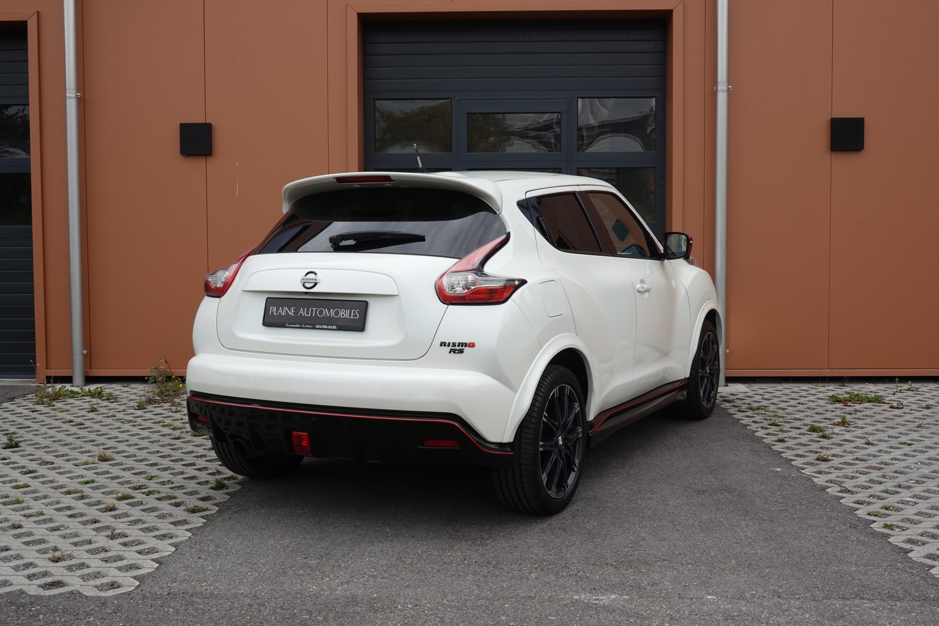 NISSAN Juke 1.6 DIG-T Nismo RS 4x4 "* CH Auto * Sièges Recaro * Black Edition * Interieur Alcantara * Tempomat *"-image-7