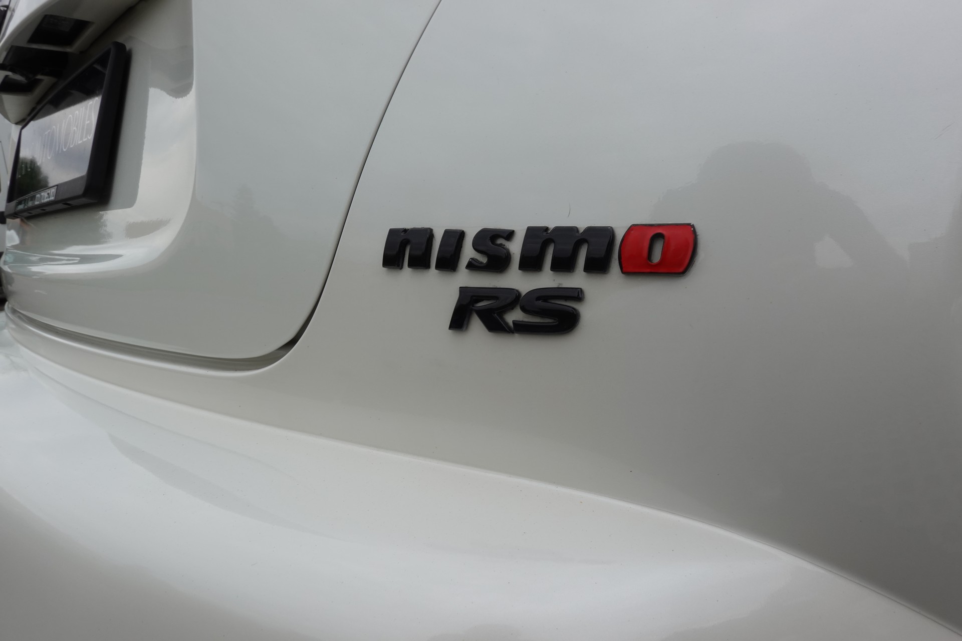 NISSAN Juke 1.6 DIG-T Nismo RS 4x4 "* CH Auto * Sièges Recaro * Black Edition * Interieur Alcantara * Tempomat *"-image-10