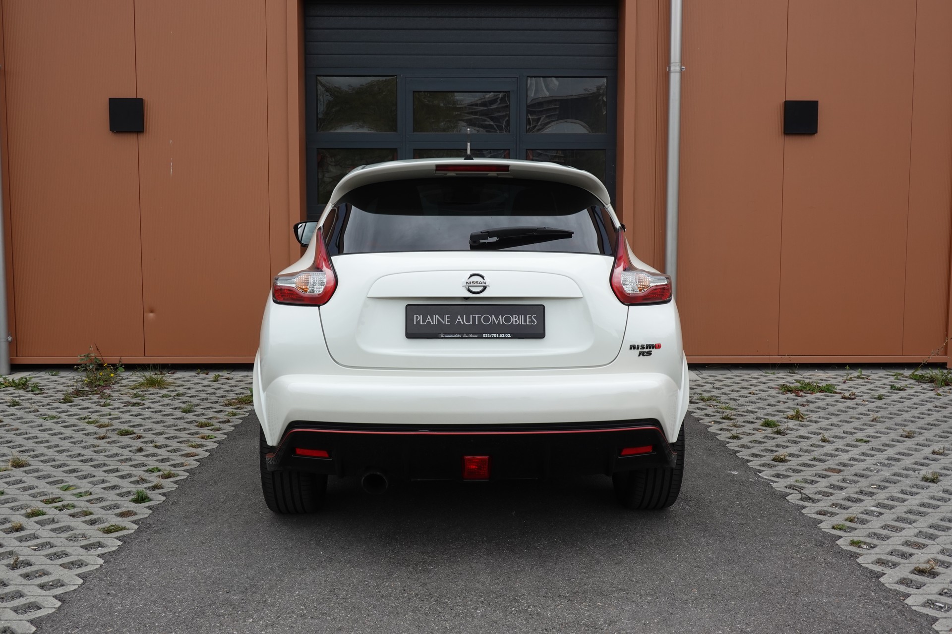 NISSAN Juke 1.6 DIG-T Nismo RS 4x4 "* CH Auto * Sièges Recaro * Black Edition * Interieur Alcantara * Tempomat *"-image-8