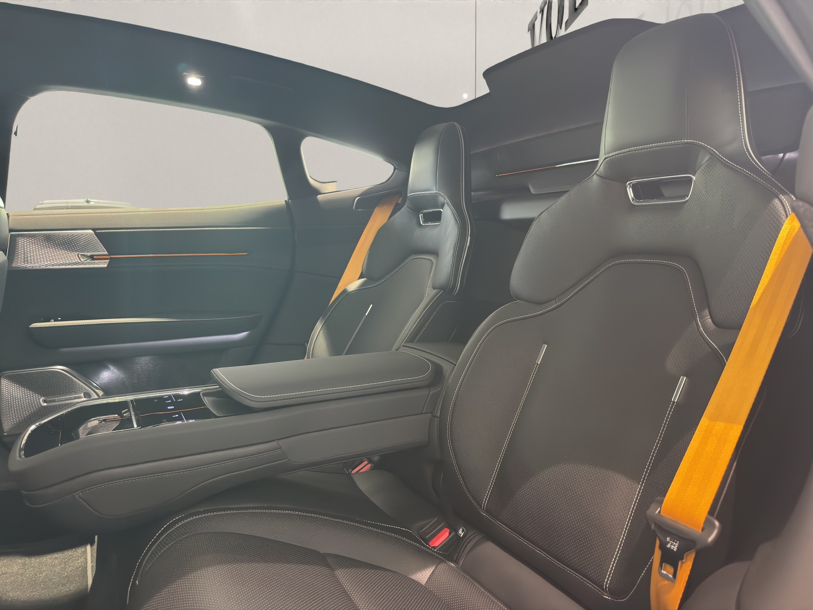 POLESTAR 5 Performance Launch Edition-image-12