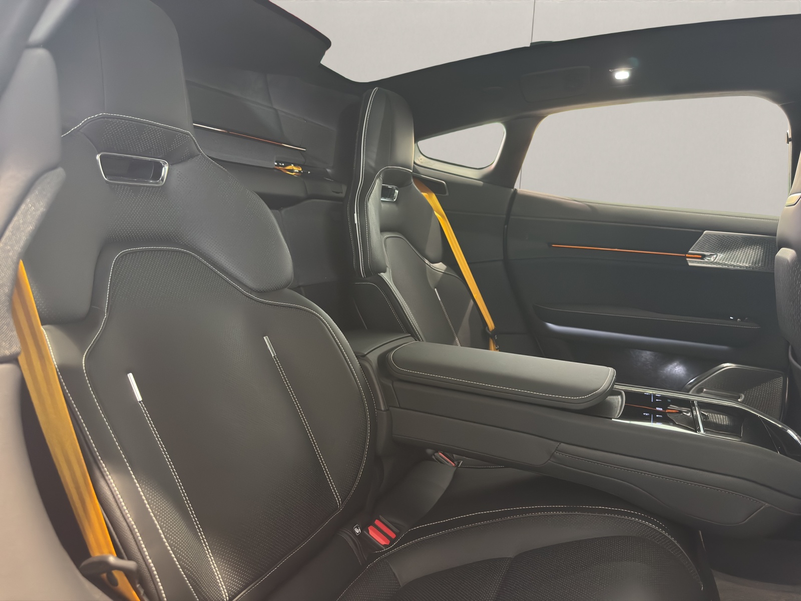 POLESTAR 5 Performance Launch Edition-image-13