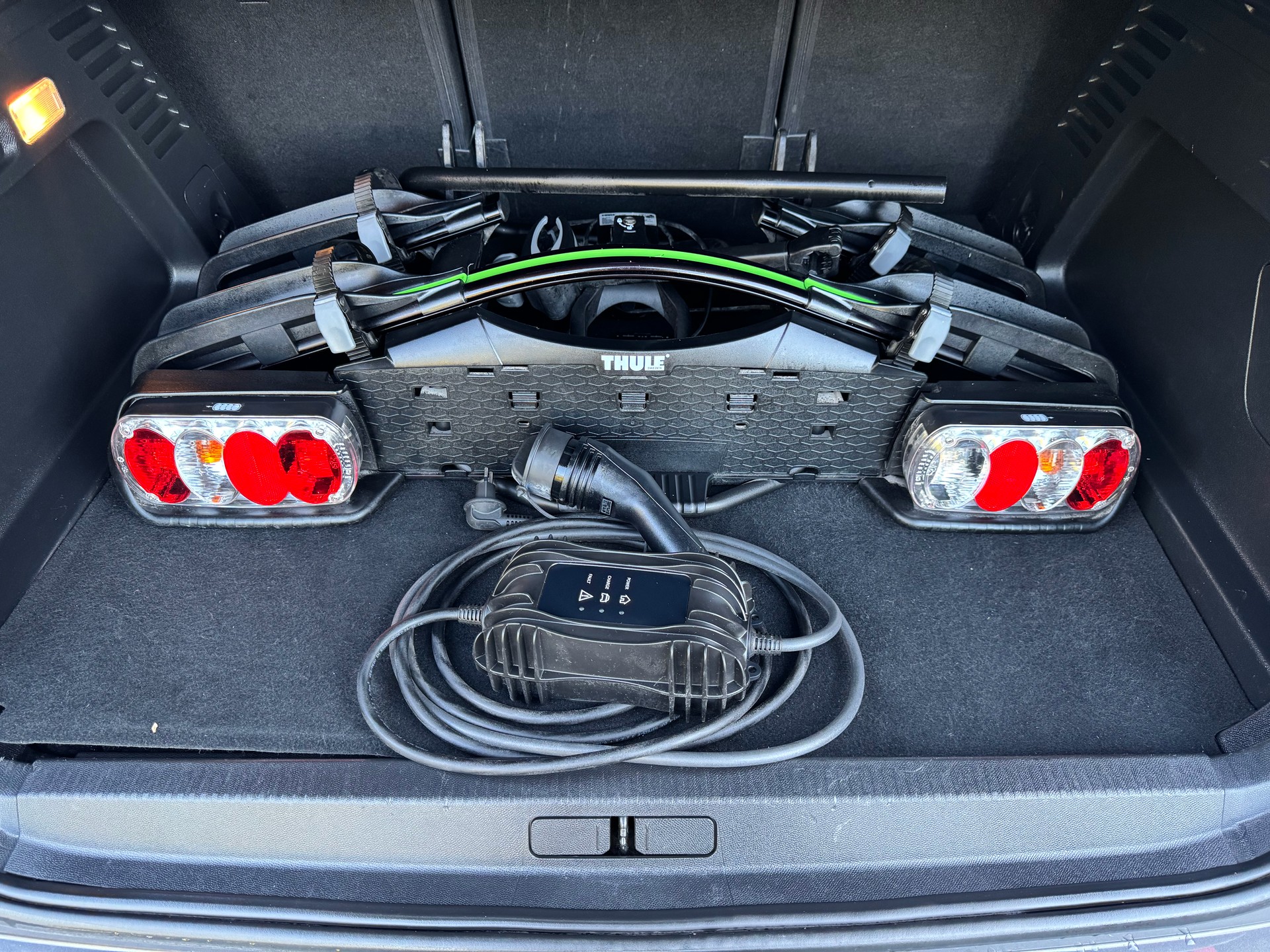 CITROEN C5 Aircross 1.6 PHEV Shine-image-8