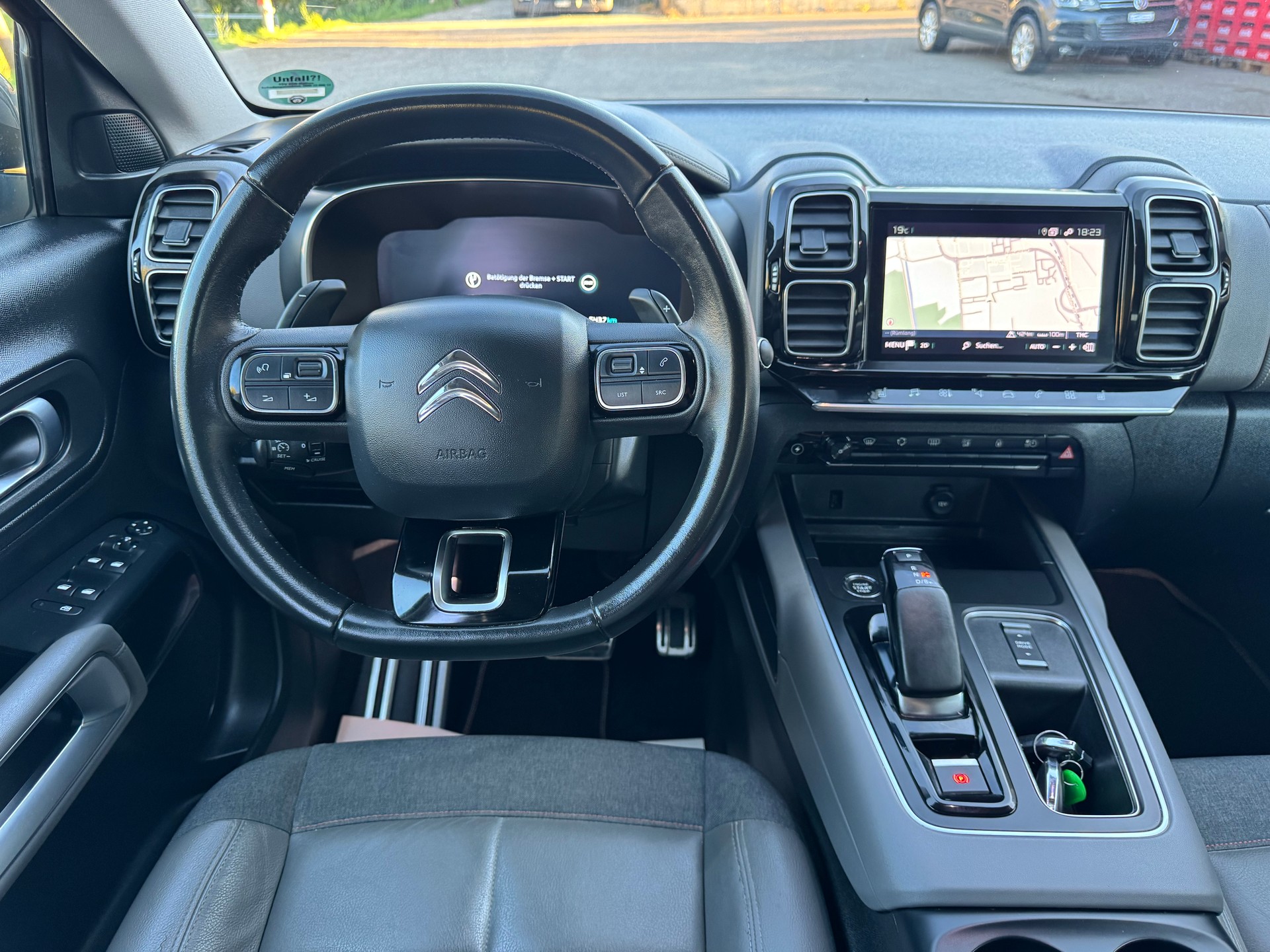 CITROEN C5 Aircross 1.6 PHEV Shine-image-19