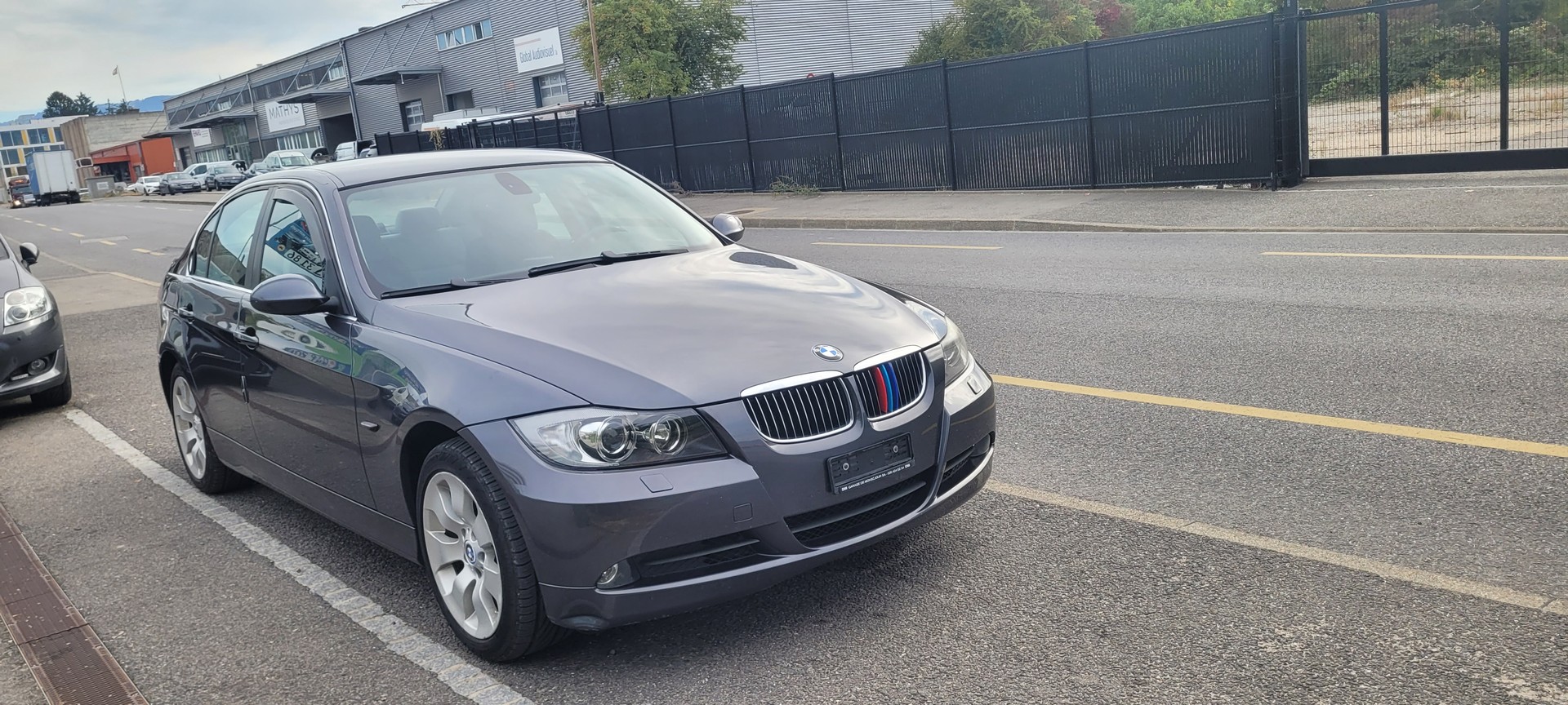 BMW 325i more4you-image-2