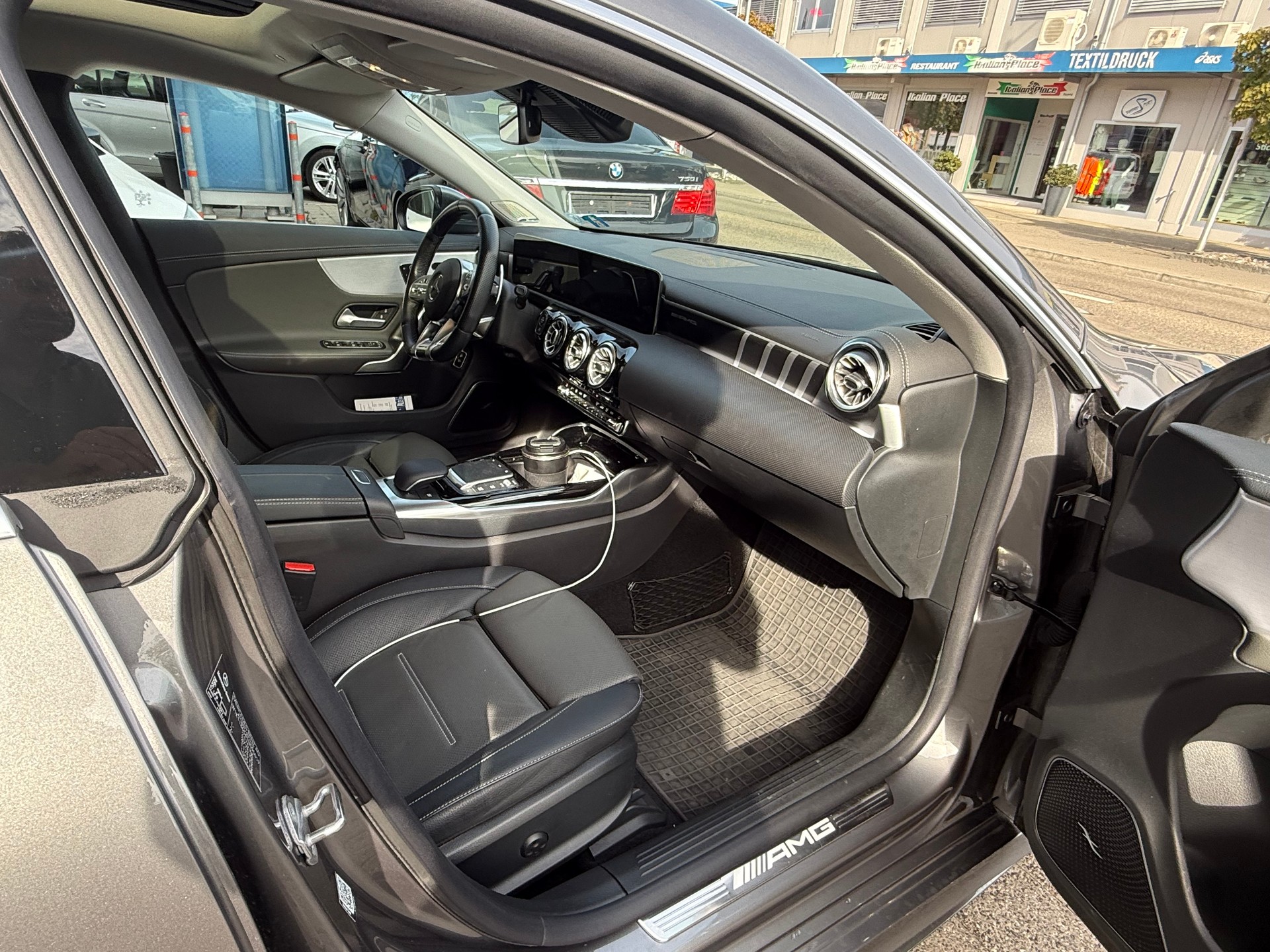 MERCEDES-BENZ CLA Shooting Brake 45 S AMG 4Matic+ 8G-DCT-image-22