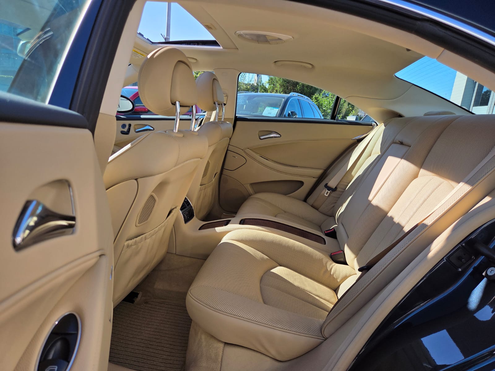 MERCEDES-BENZ CLS 350 7G-Tronic-image-12