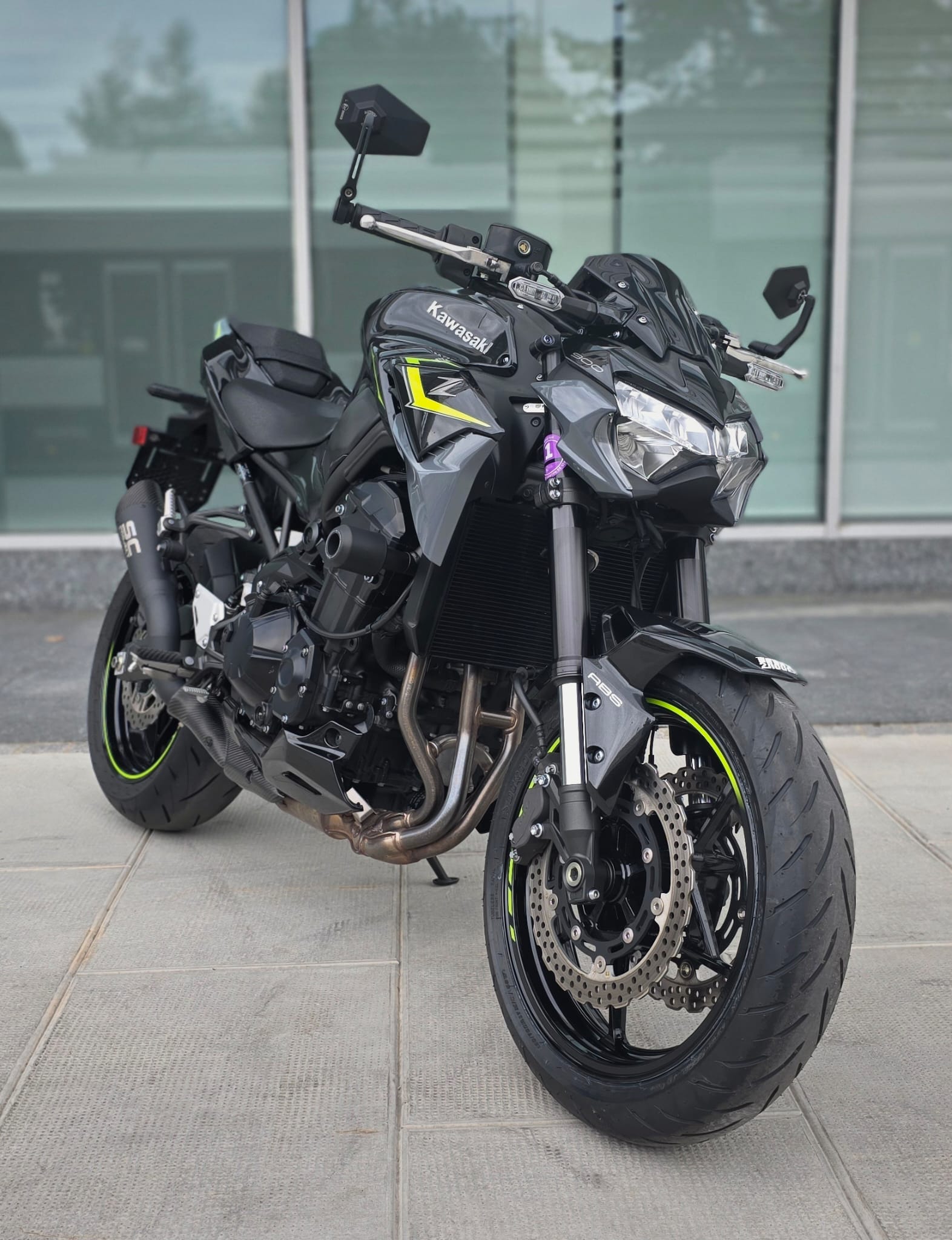 KAWASAKI Z 900 (35kW)-showroom-element-1