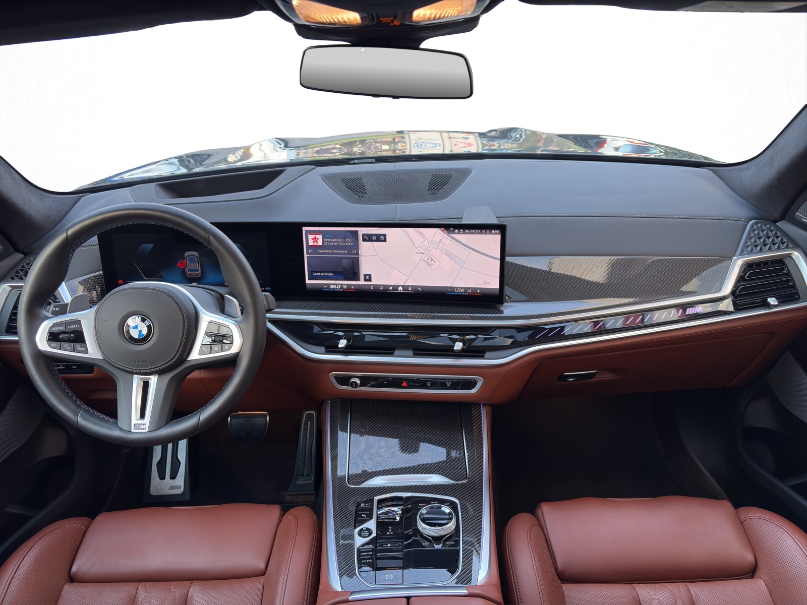 BMW X5 M60i xDrive-image-15