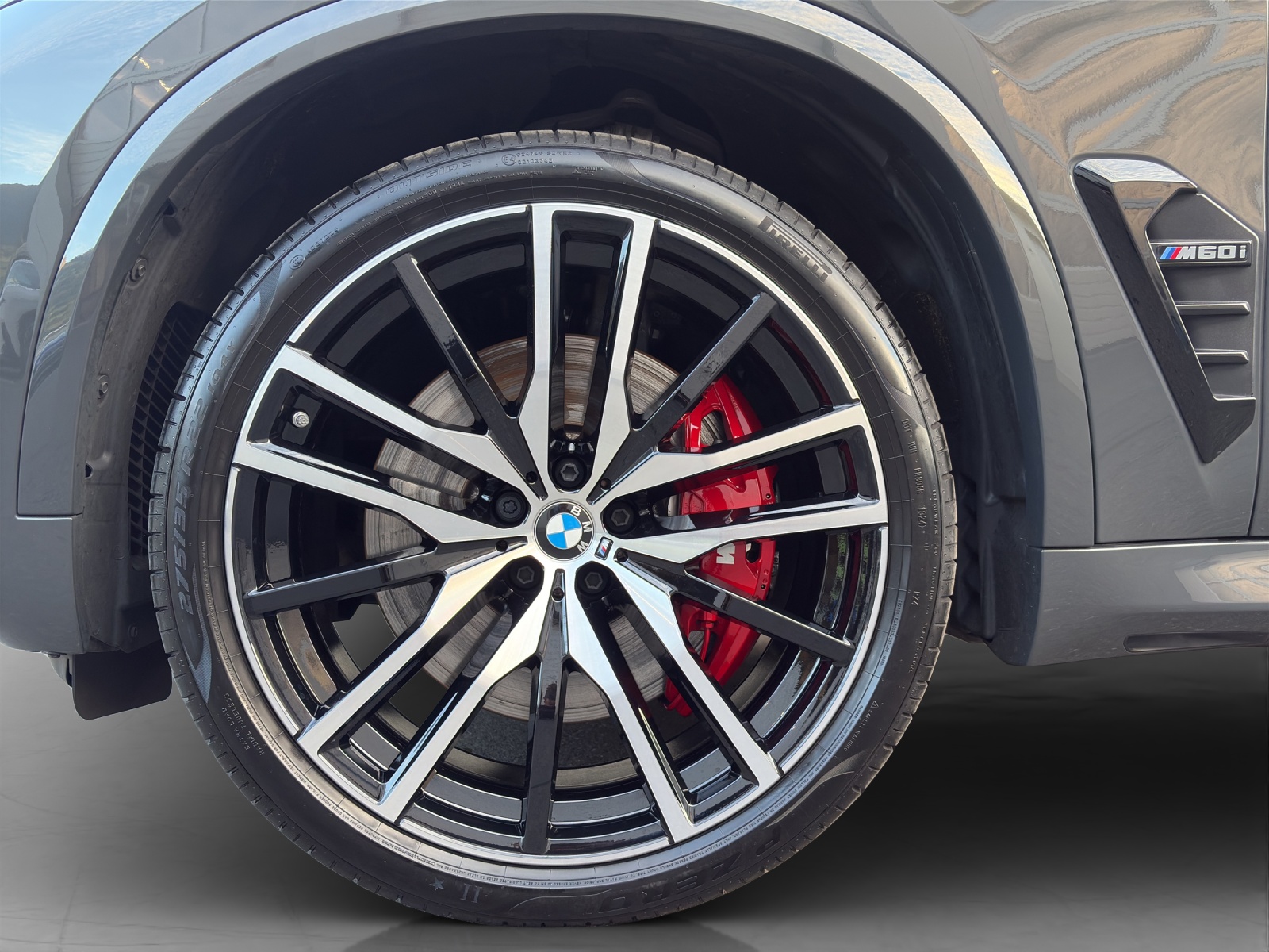 BMW X5 M60i xDrive-image-5