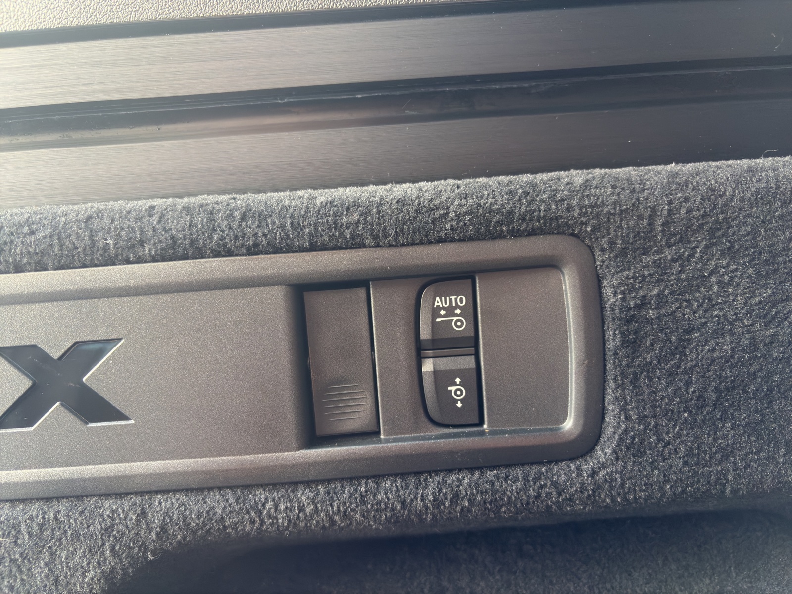 BMW X5 M60i xDrive-image-8