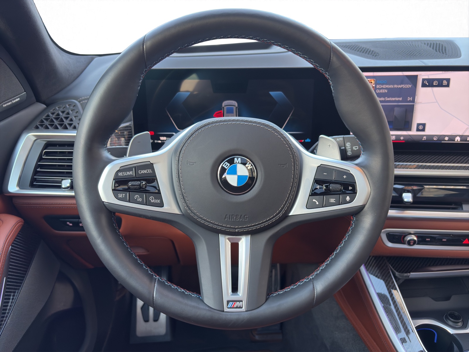 BMW X5 M60i xDrive-image-13