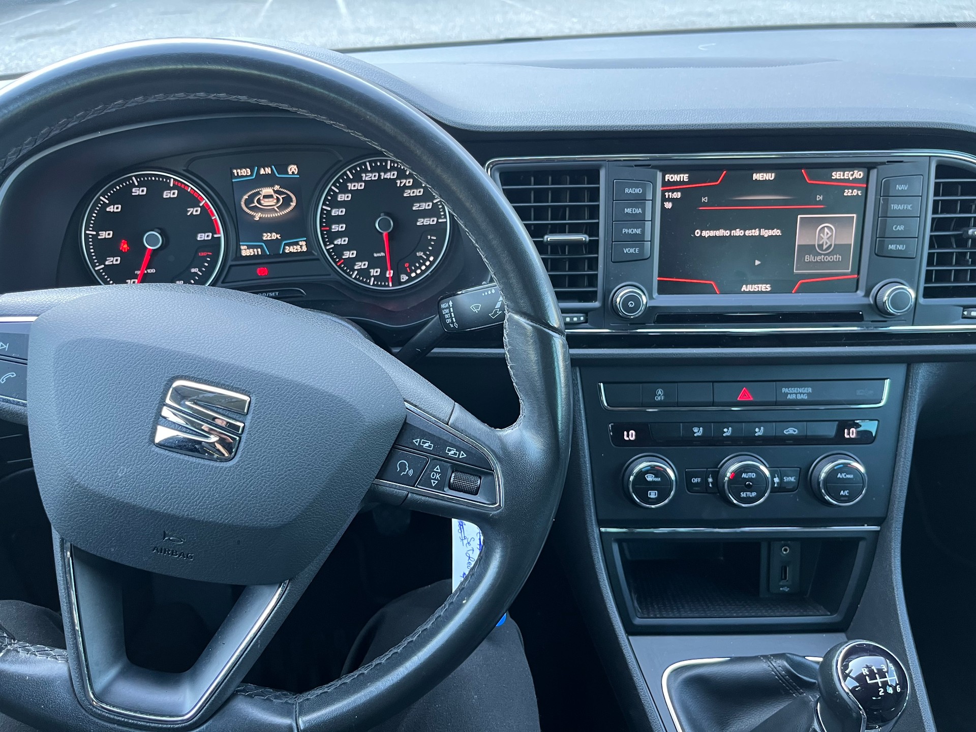 SEAT Leon 1.4 TSI Xcellence-image-9