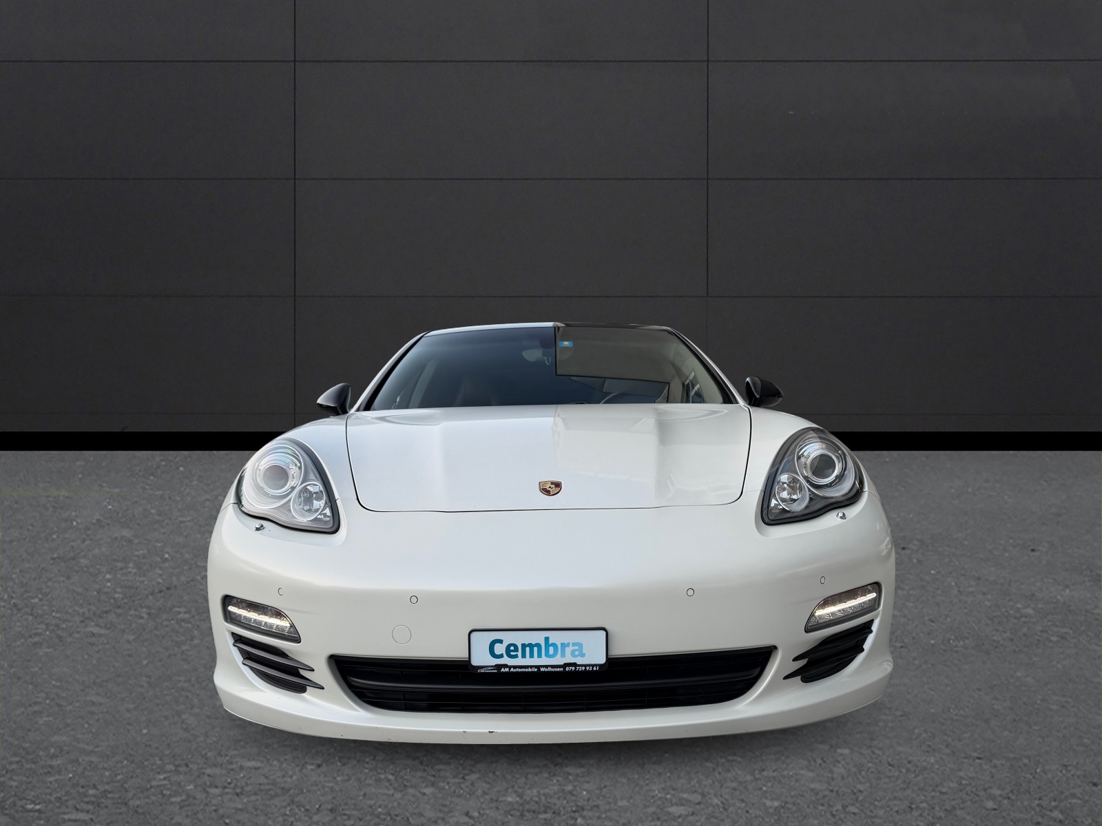 PORSCHE 4-image-7