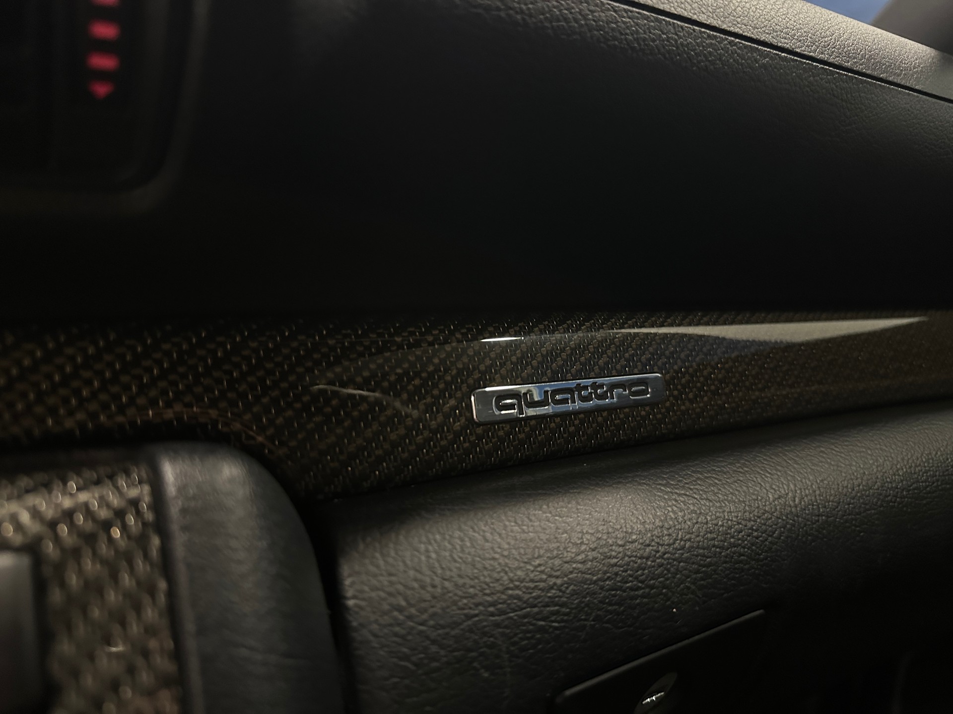 AUDI RS4 Avant quattro-image-21