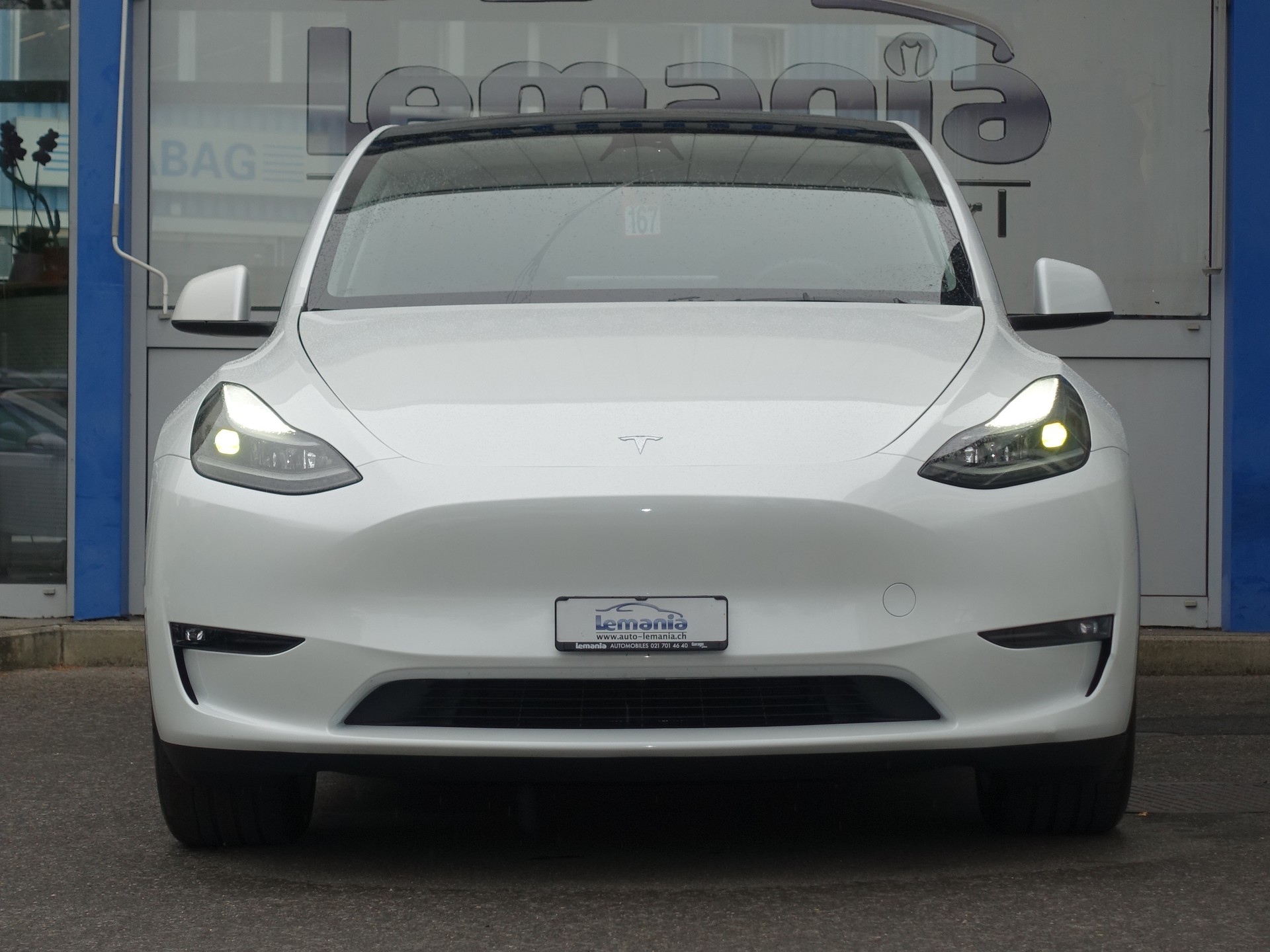 TESLA Model Y Long Range-image-2