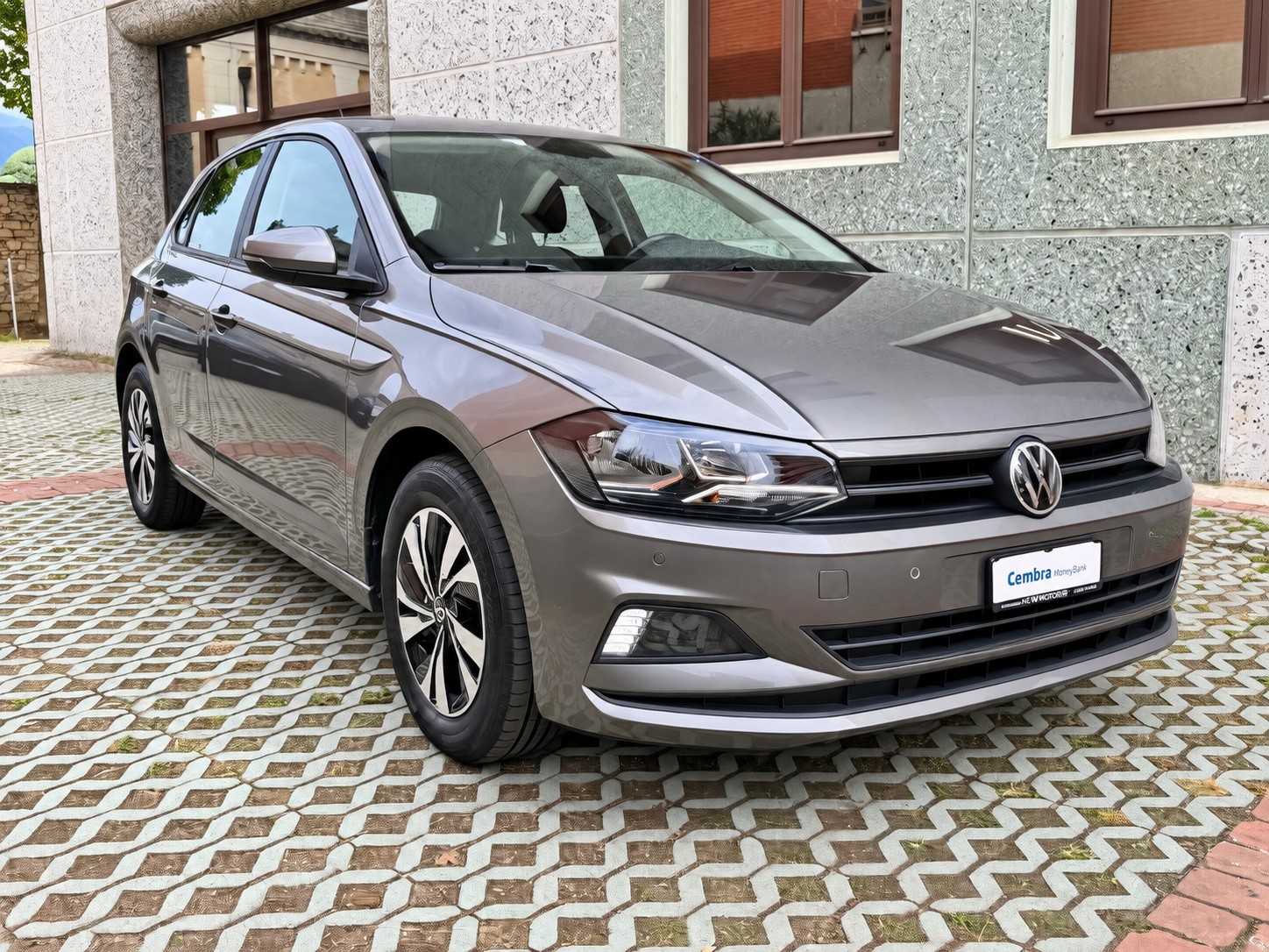 VW Polo 1.0 BMT Comfortline-image-2