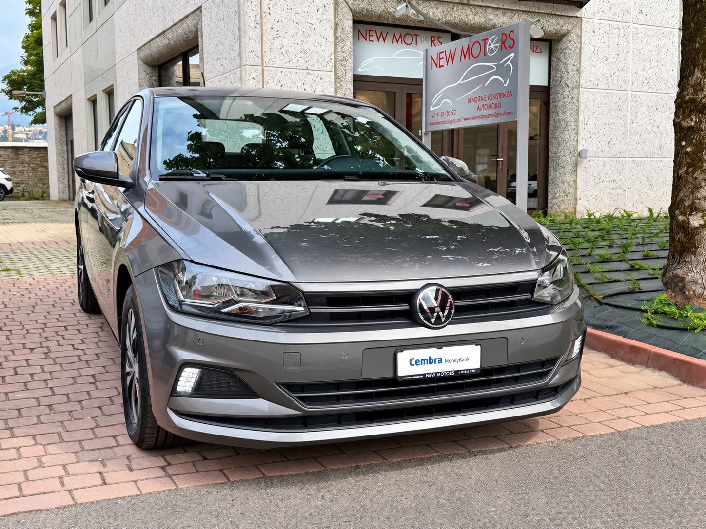 Car photo