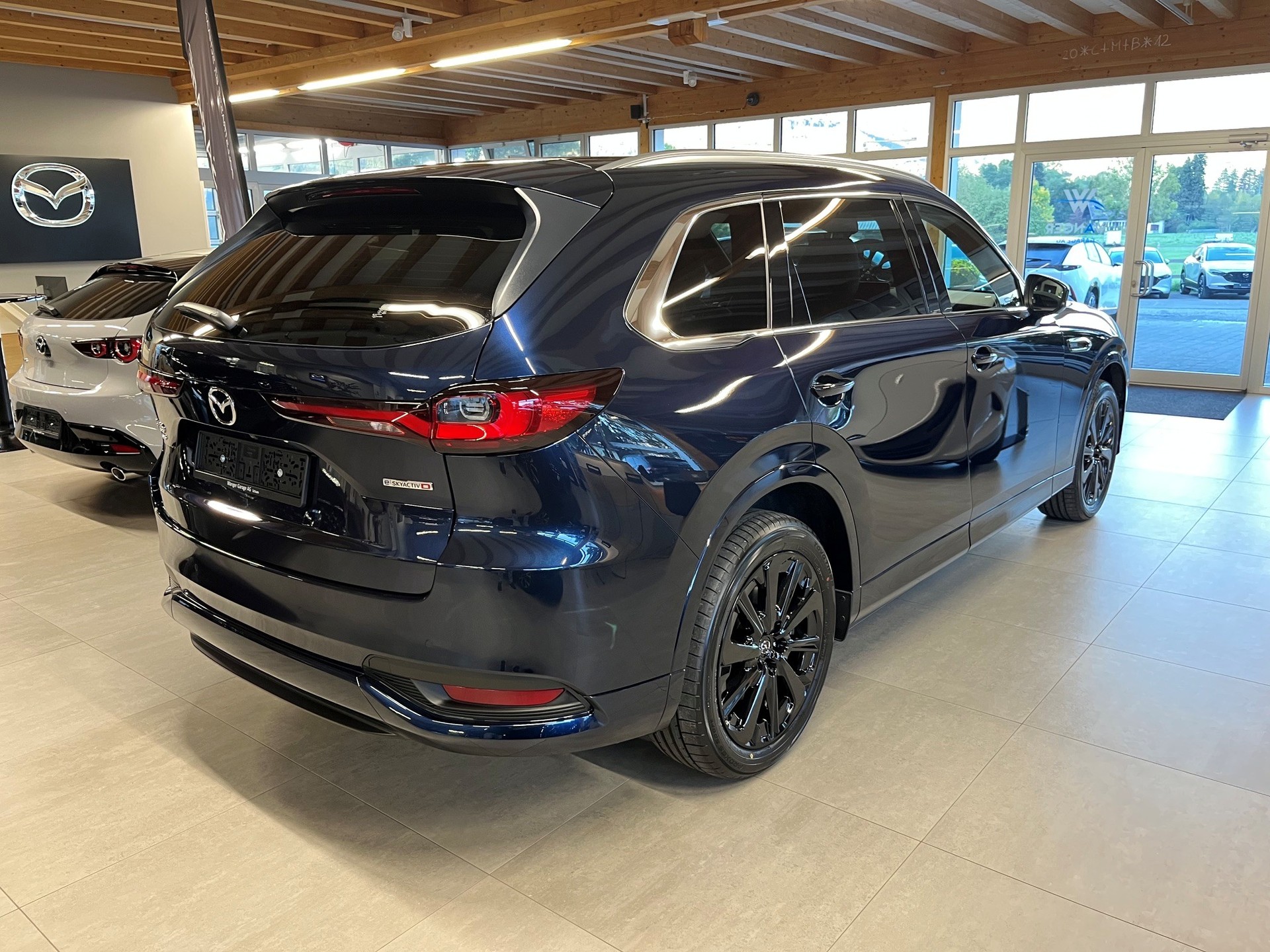 MAZDA CX-80 e-Skyactiv D254 MHEV AWD Homura Plus-image-3