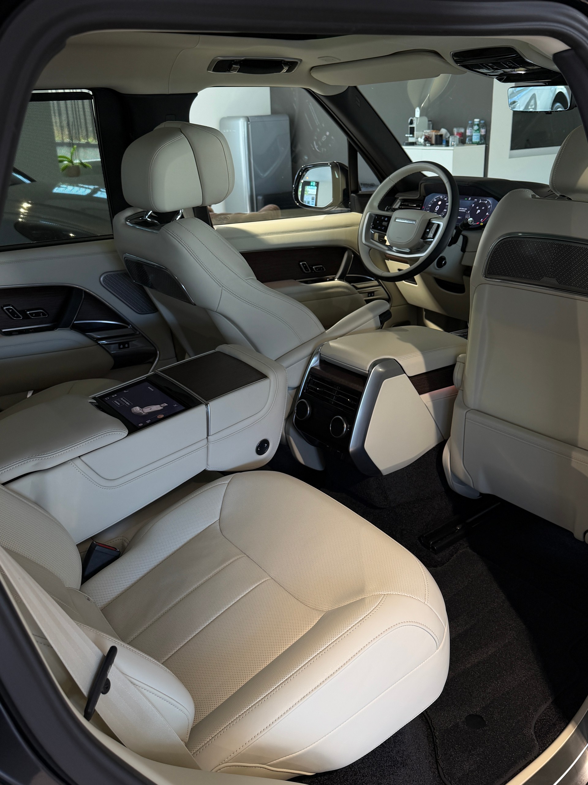 LAND ROVER Range Rover P400 I6 3.0 MHEV Autobiography Automatic-image-13