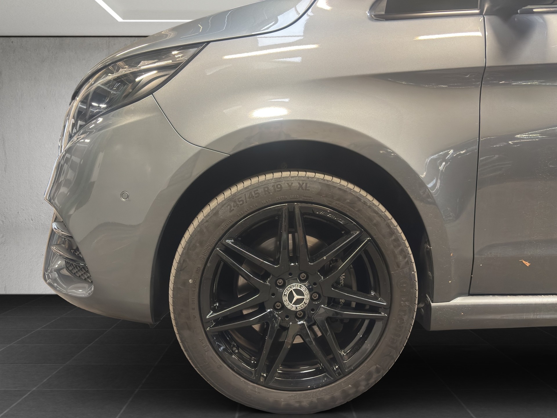 MERCEDES-BENZ V 300 d Swiss Edition kompakt 4Matic 9G-Tronic-image-10