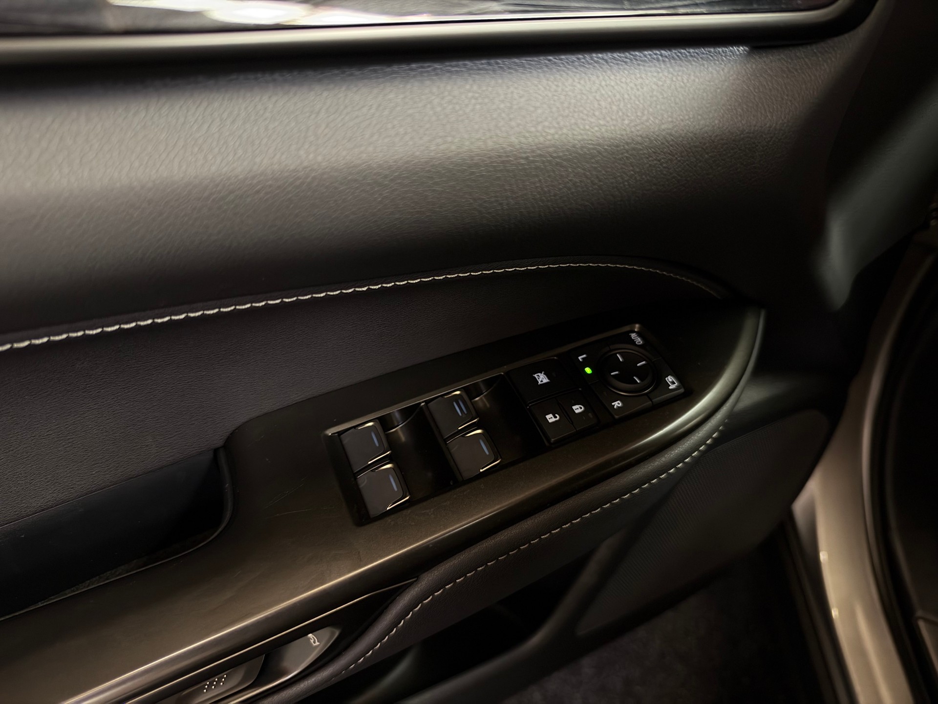 LEXUS NX 450h+ E-FOUR Comfort-image-20