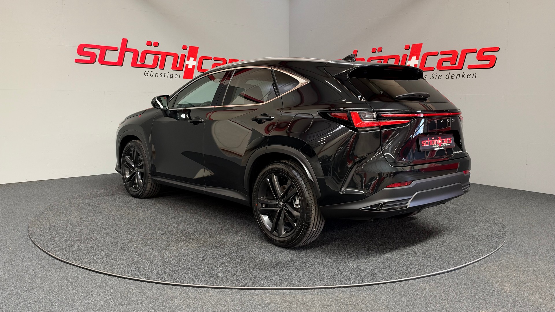 LEXUS NX 450h+ E-FOUR Comfort-image-3
