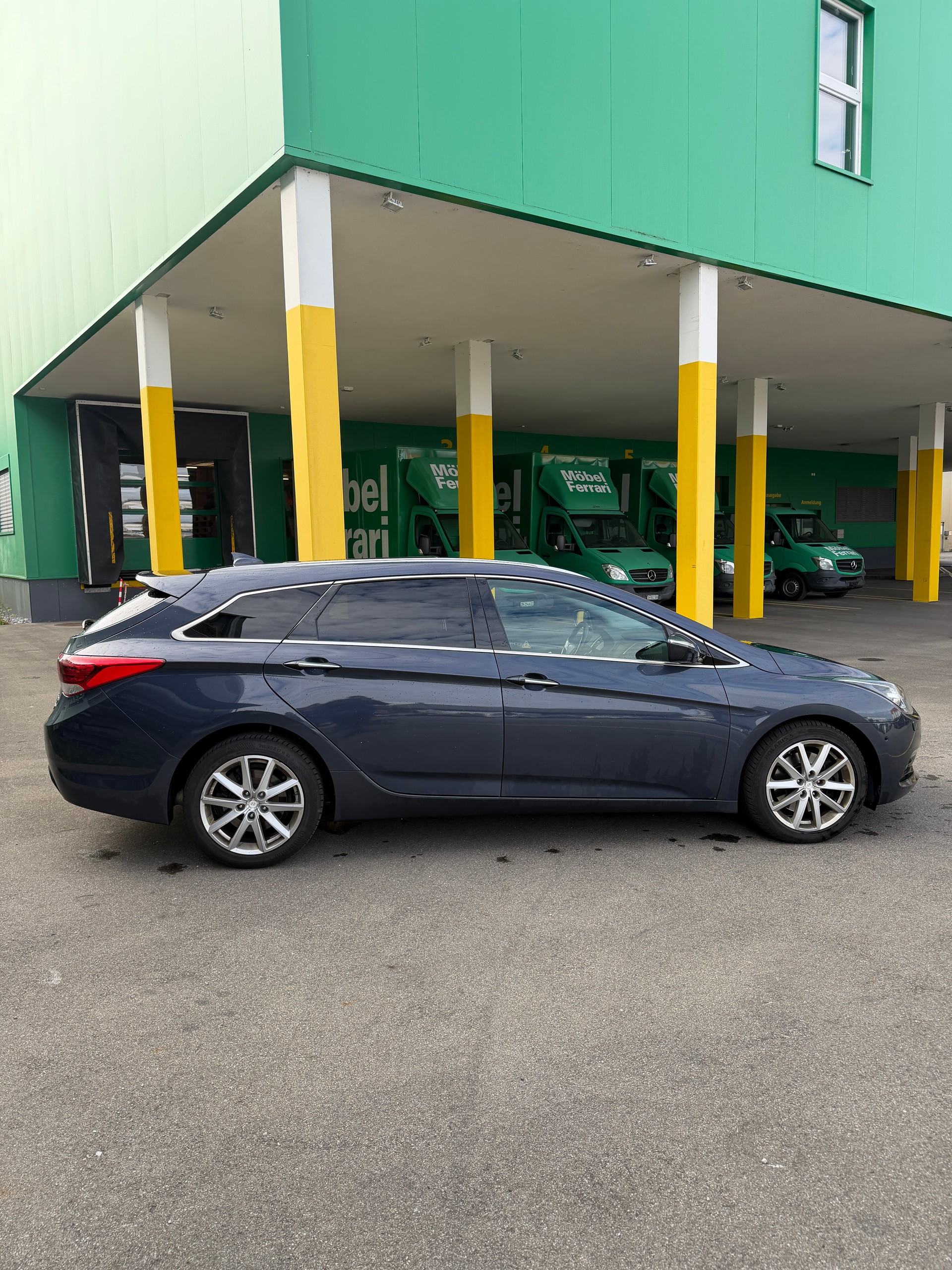 HYUNDAI i40 Wagon 1.7 CRDI Vertex Automatic-image-7