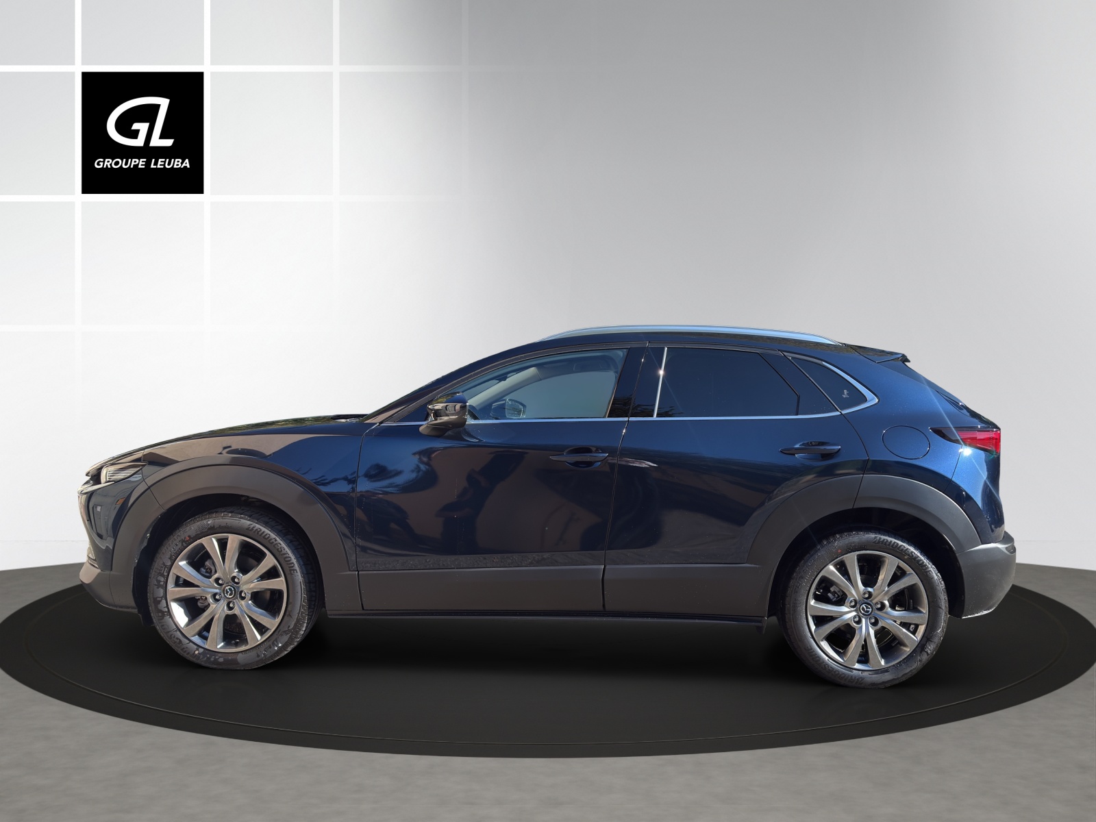 MAZDA CX-30 SKYACTIV-X 186 M Hybrid Exclusive Line AWD AT-image-2