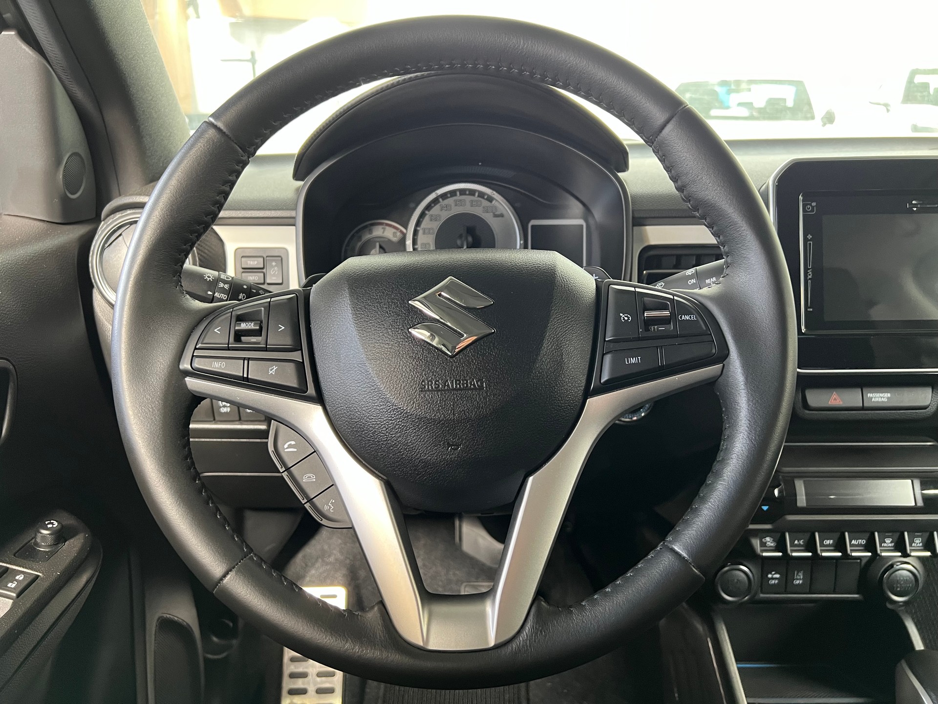 SUZUKI Ignis 1.2i Compact Top Hybrid CVT-image-7