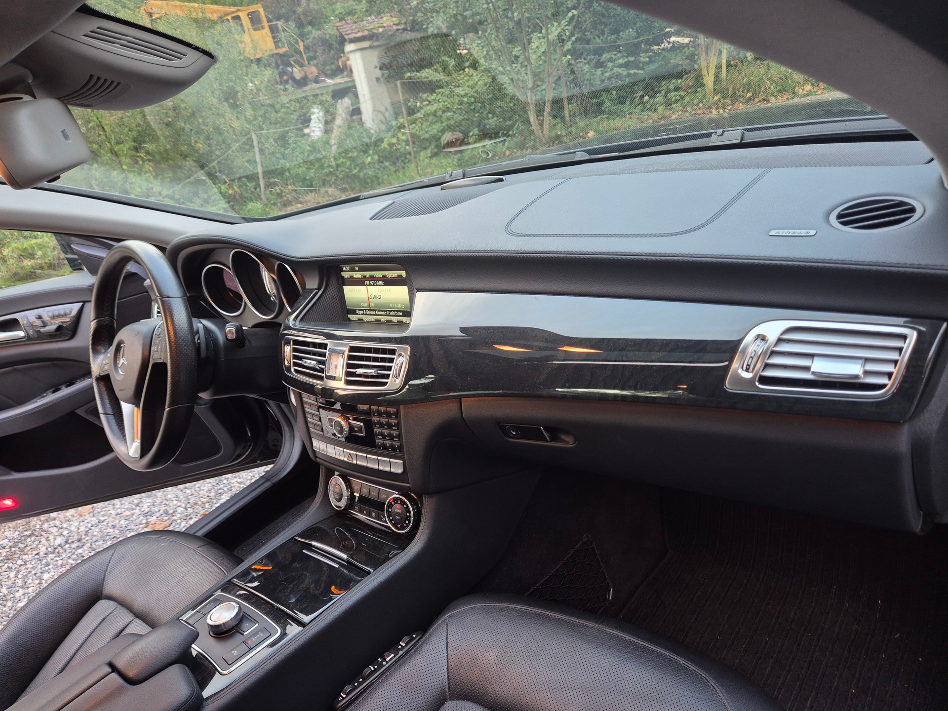 MERCEDES-BENZ CLS 350 CDI 4Matic 7G-Tronic-image-24