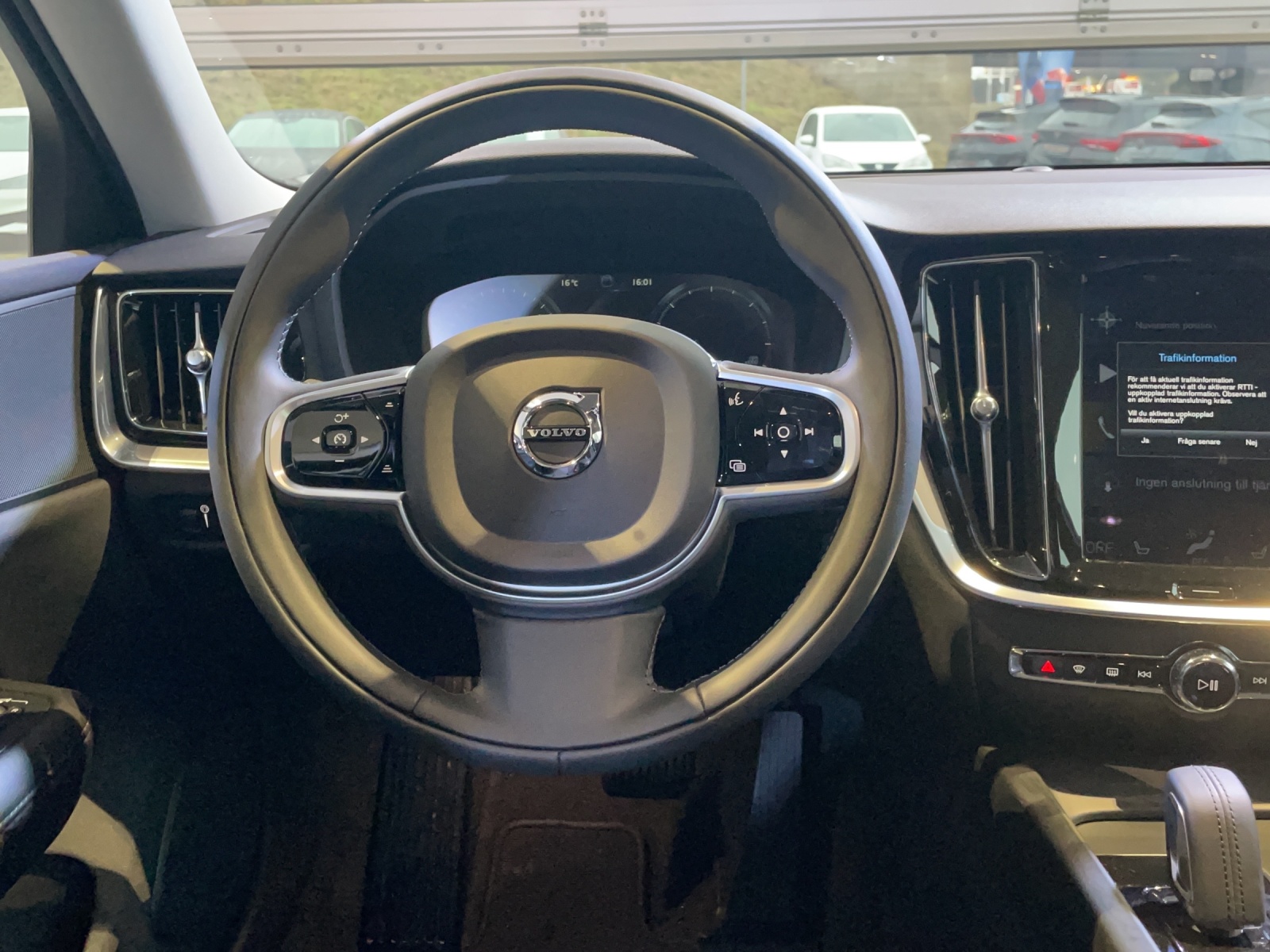 VOLVO V60 B4 Diesel Mild Hybrid Momentum Geartronic-image-8