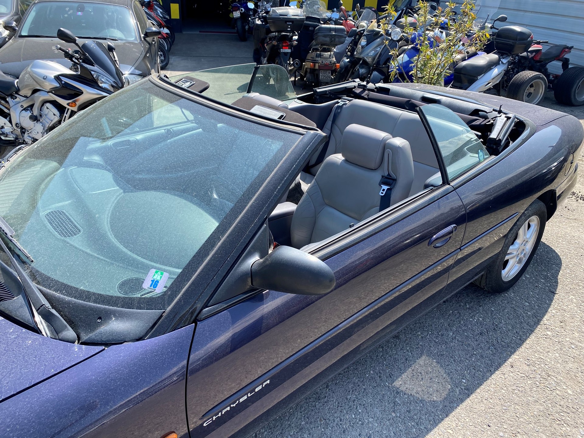 CHRYSLER Stratus 2.5 V6 LX Cabrio-image-7
