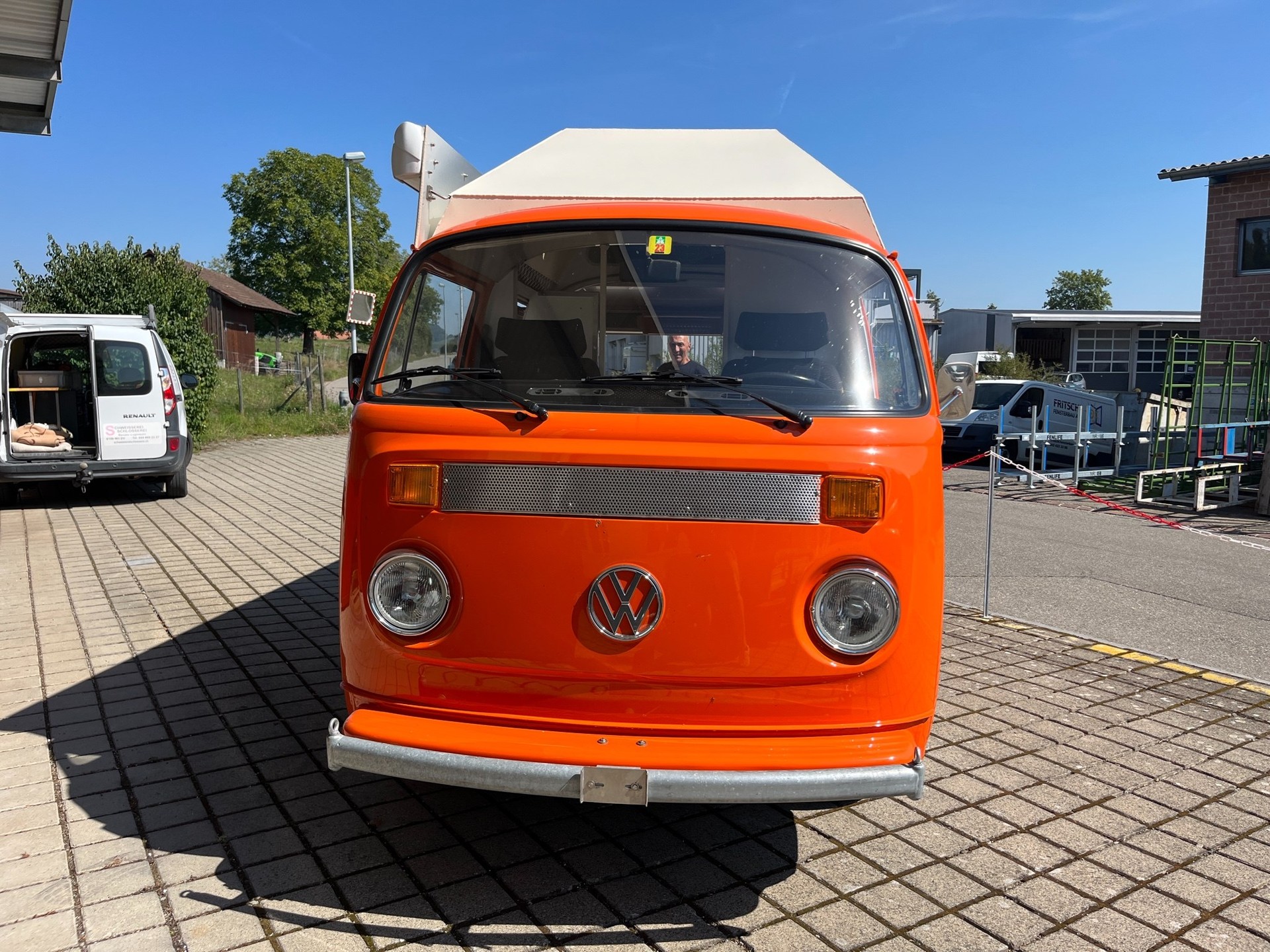 VW T2 23-showroom-element-2