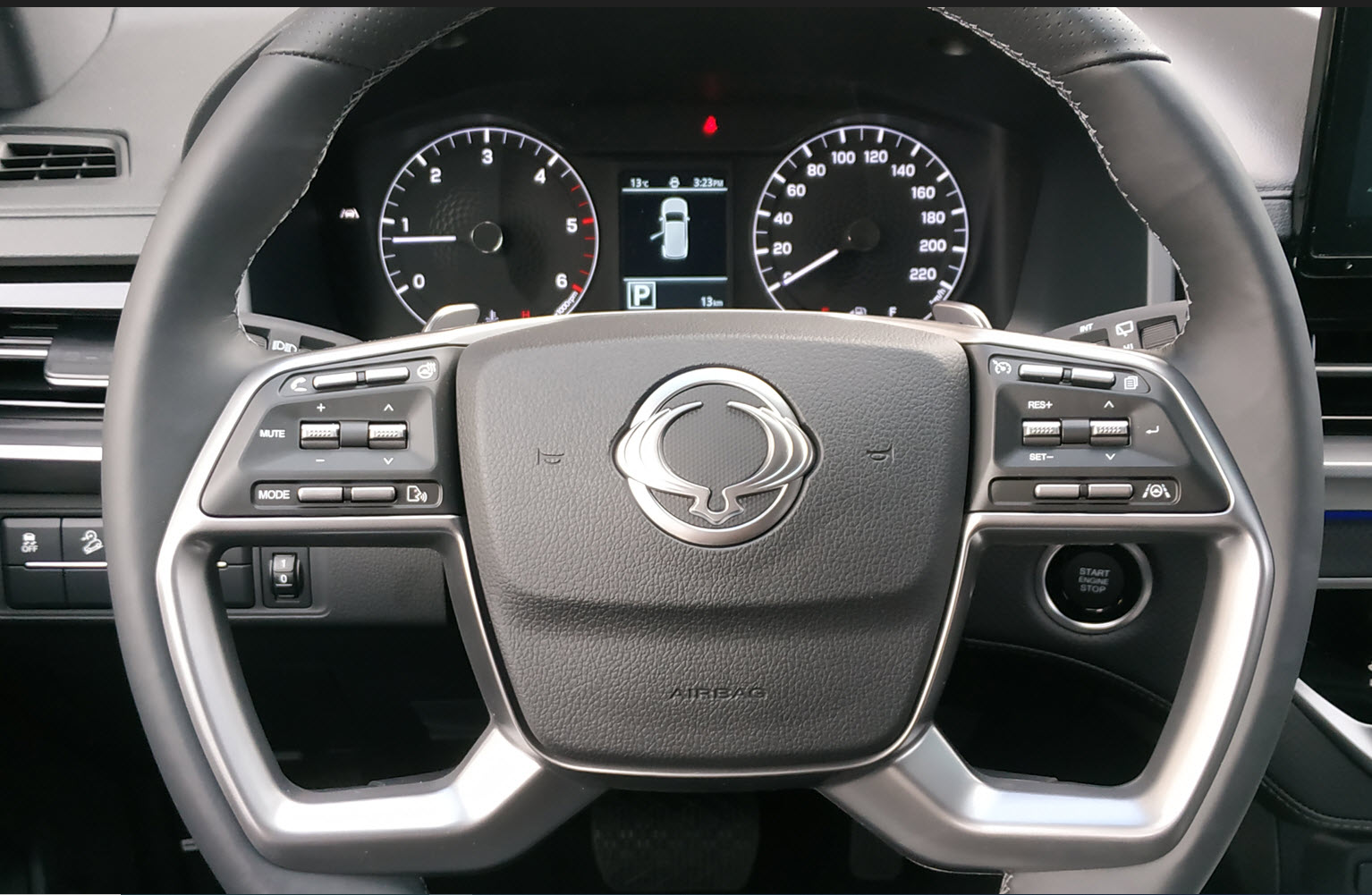 KGM-SsangYong Rexton 2.2 CRDi Platinum 4WD AT-image-15