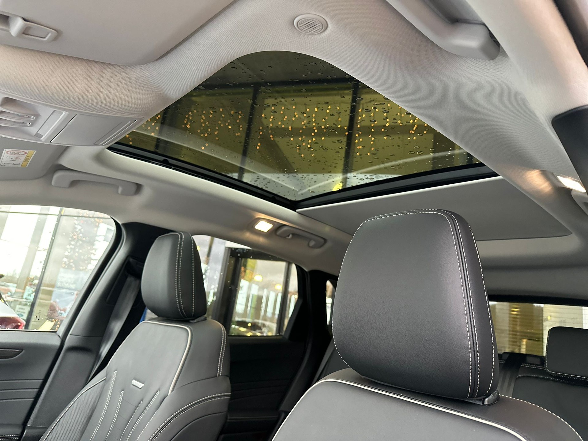 FORD Kuga 2.5 PHEV Vignale 2WD blue-image-10