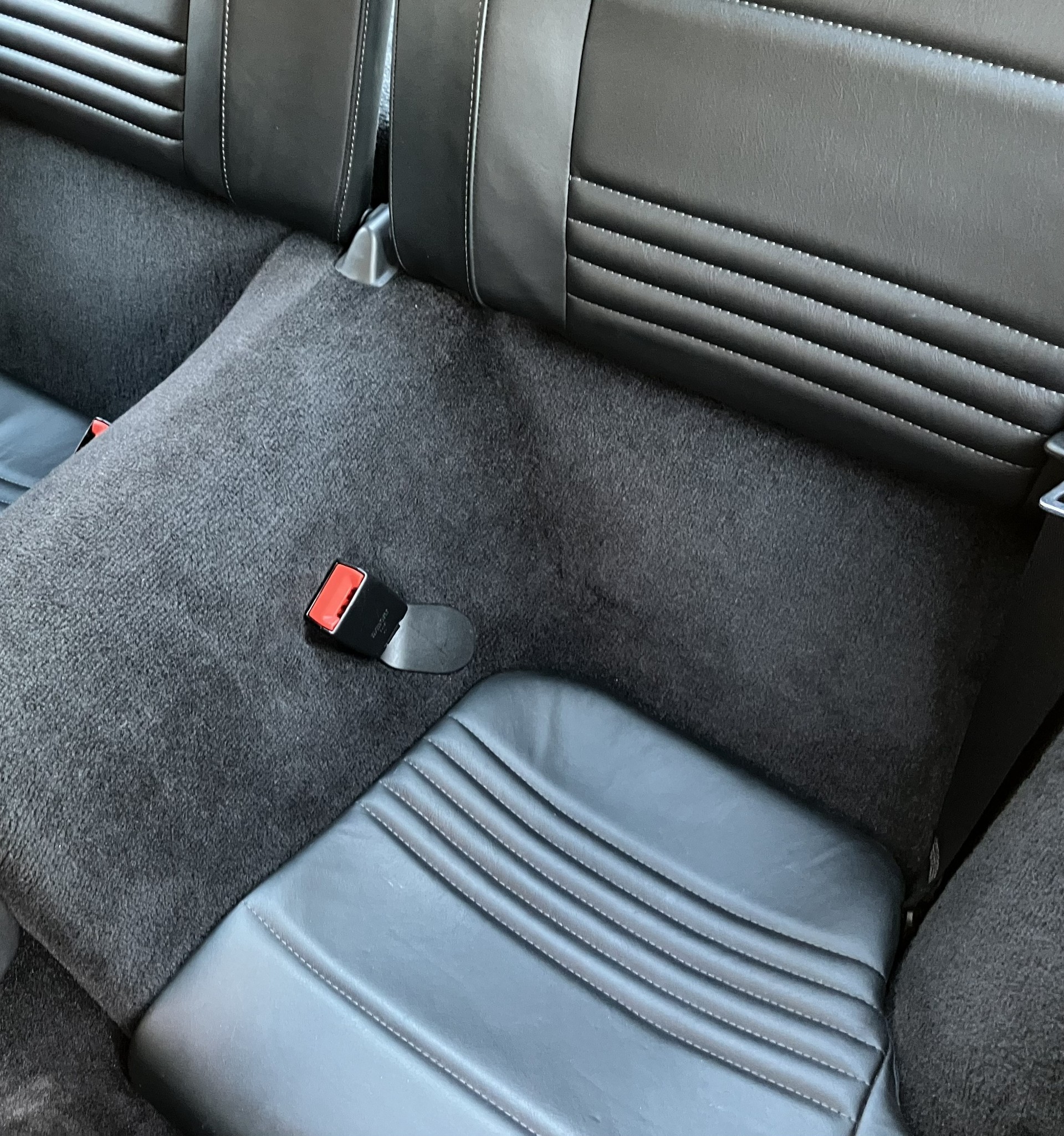 PORSCHE 911 Carrera 4 S-image-9