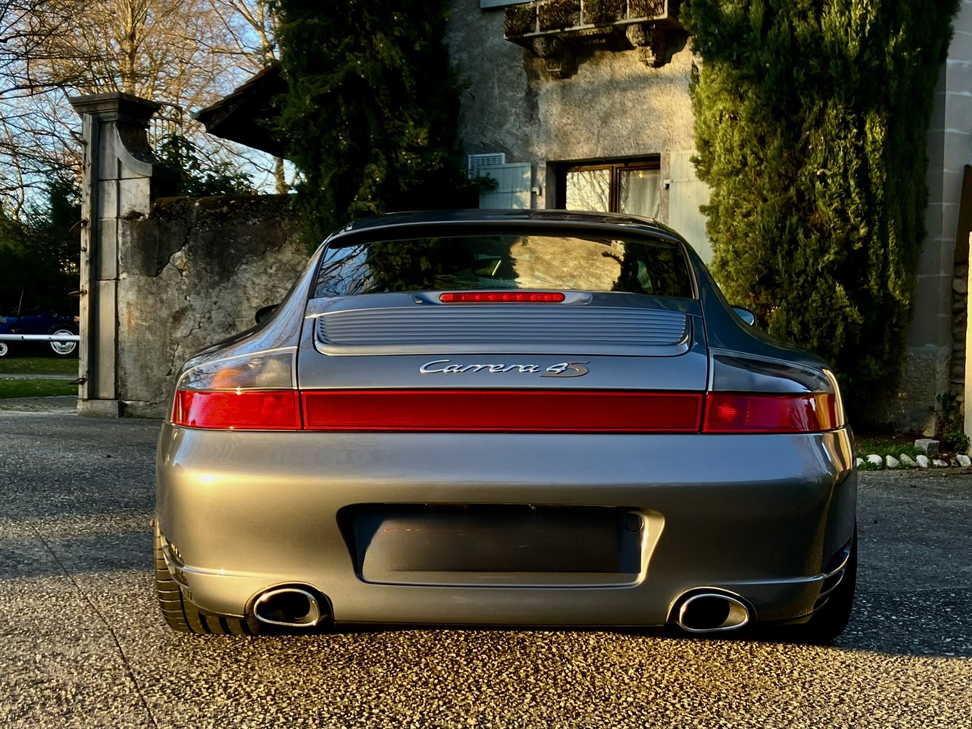 PORSCHE 911 Carrera 4 S-image-0