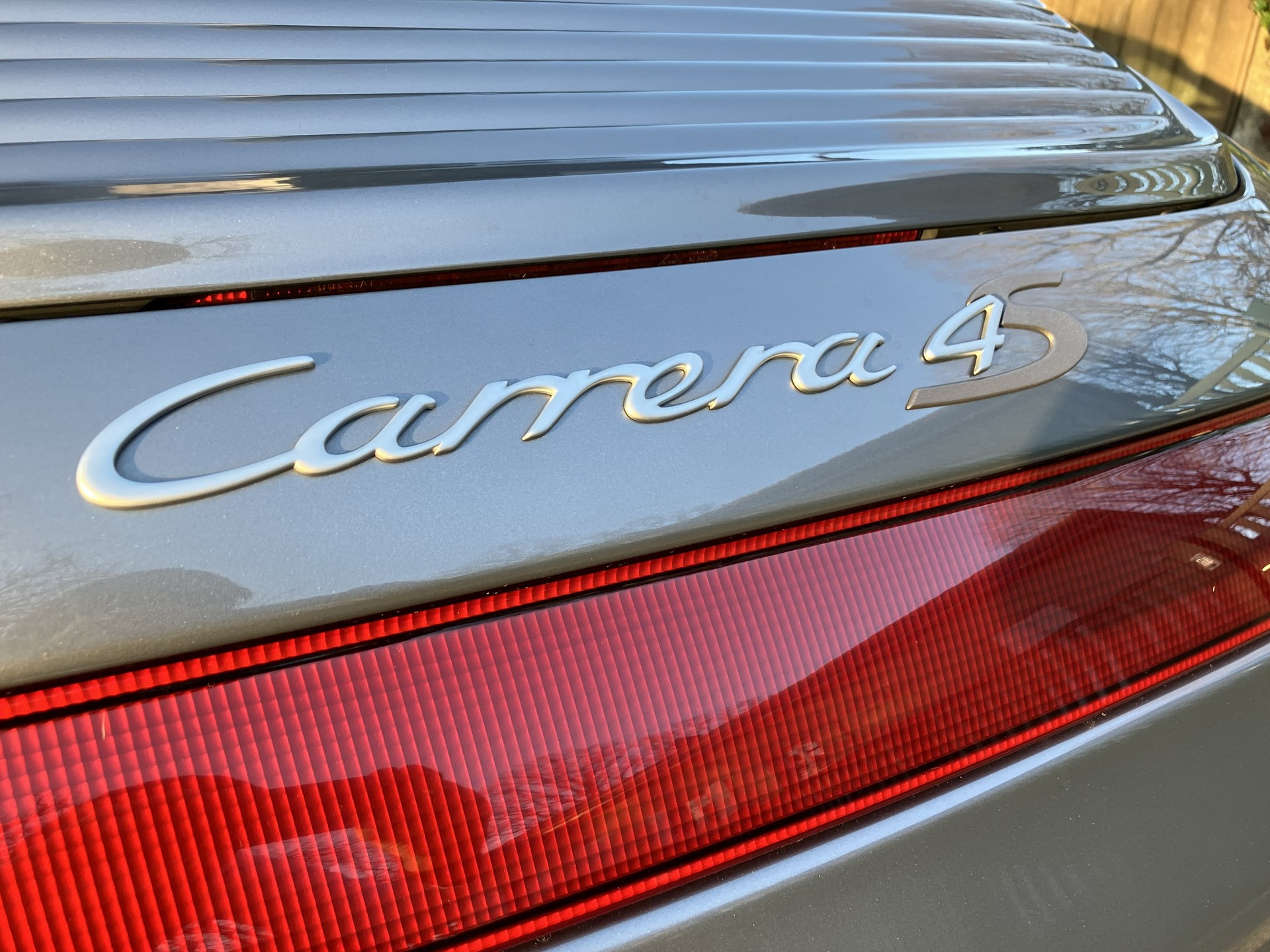 PORSCHE 911 Carrera 4 S-image-1