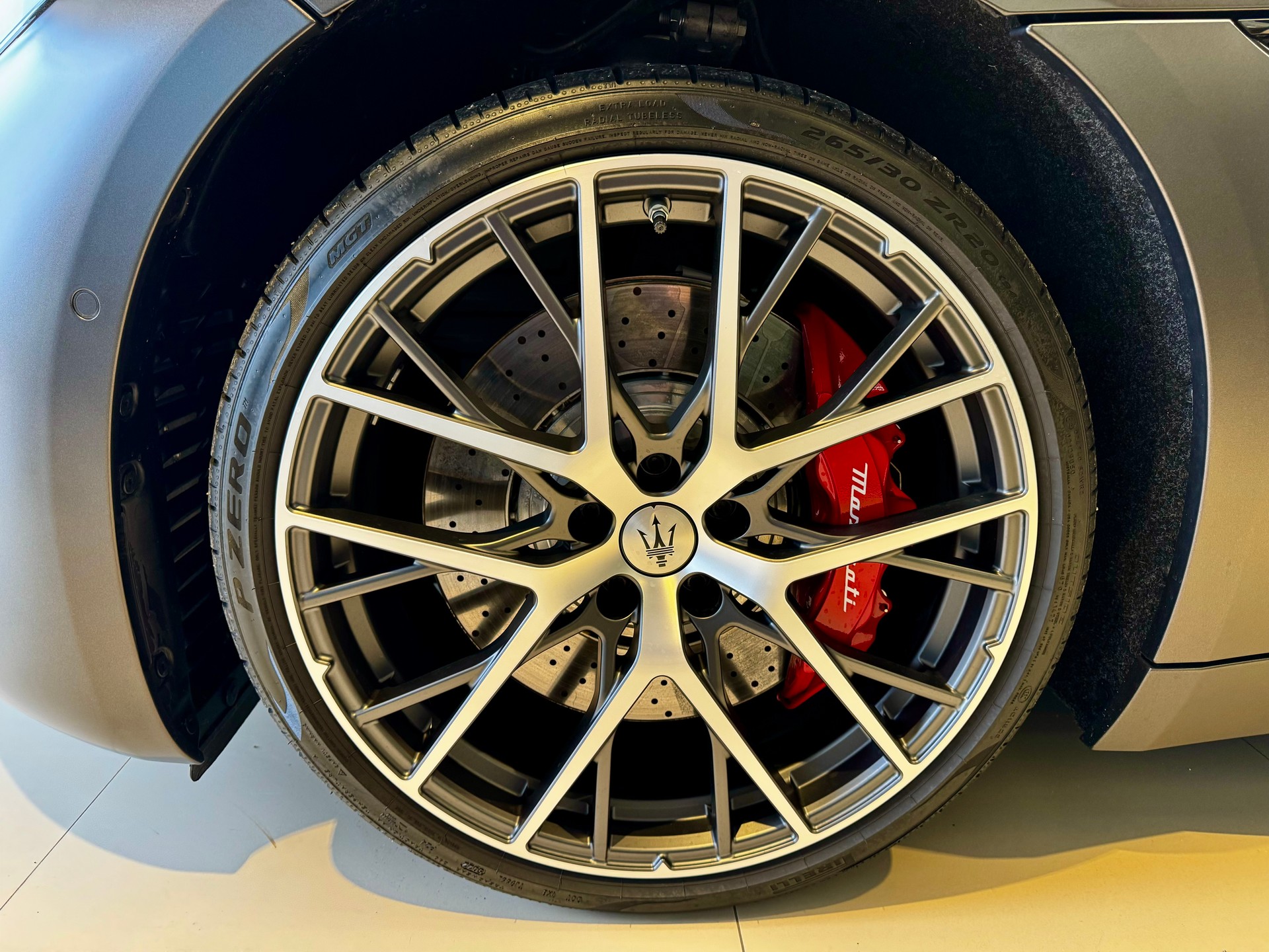 MASERATI GranTurismo Trofeo Automatica-image-7