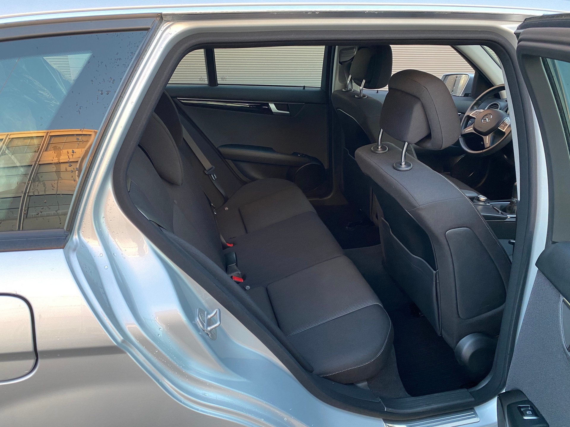 MERCEDES-BENZ C 200 CDI Avantgarde-image-11