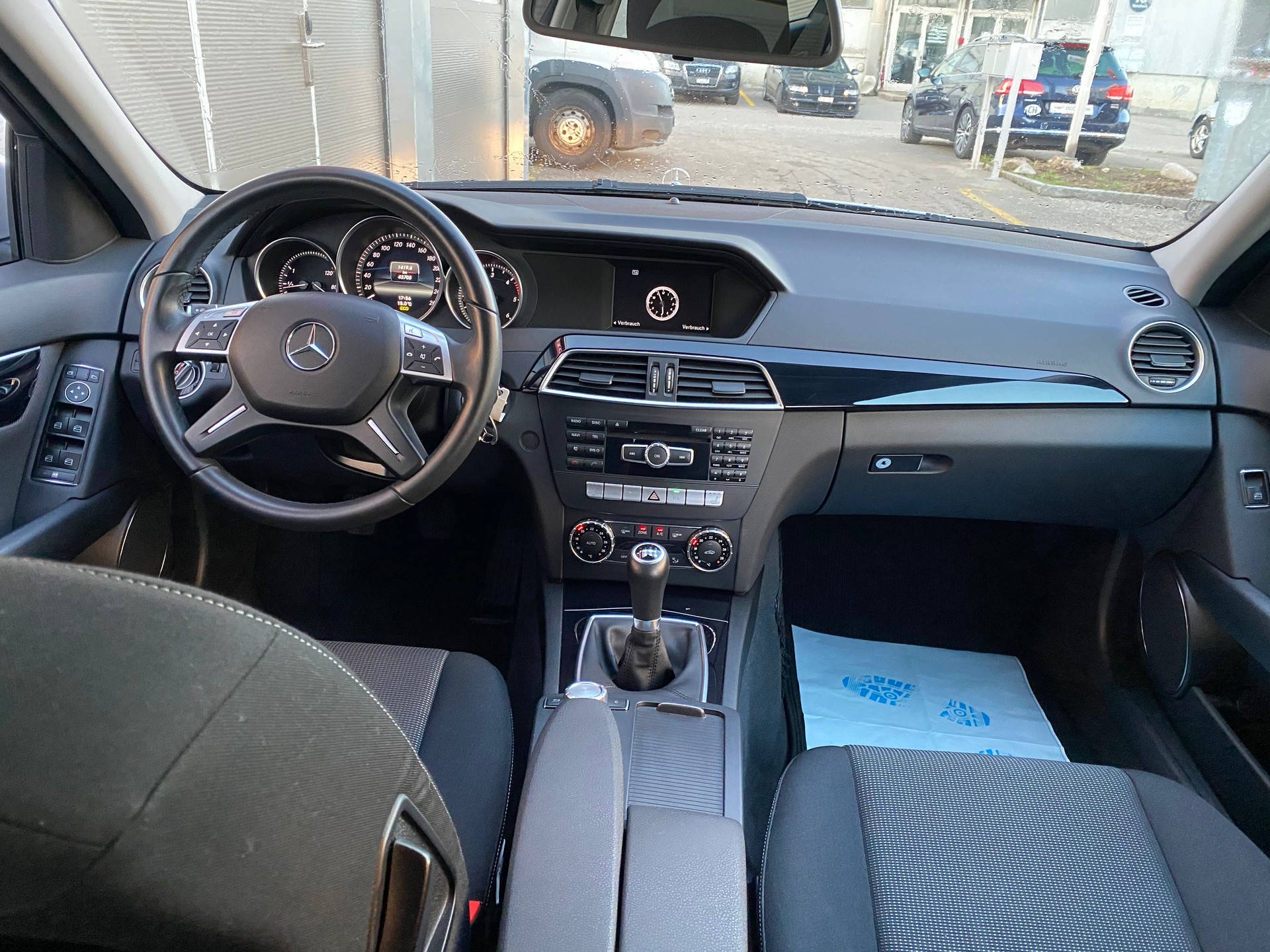 MERCEDES-BENZ C 200 CDI Avantgarde-image-8