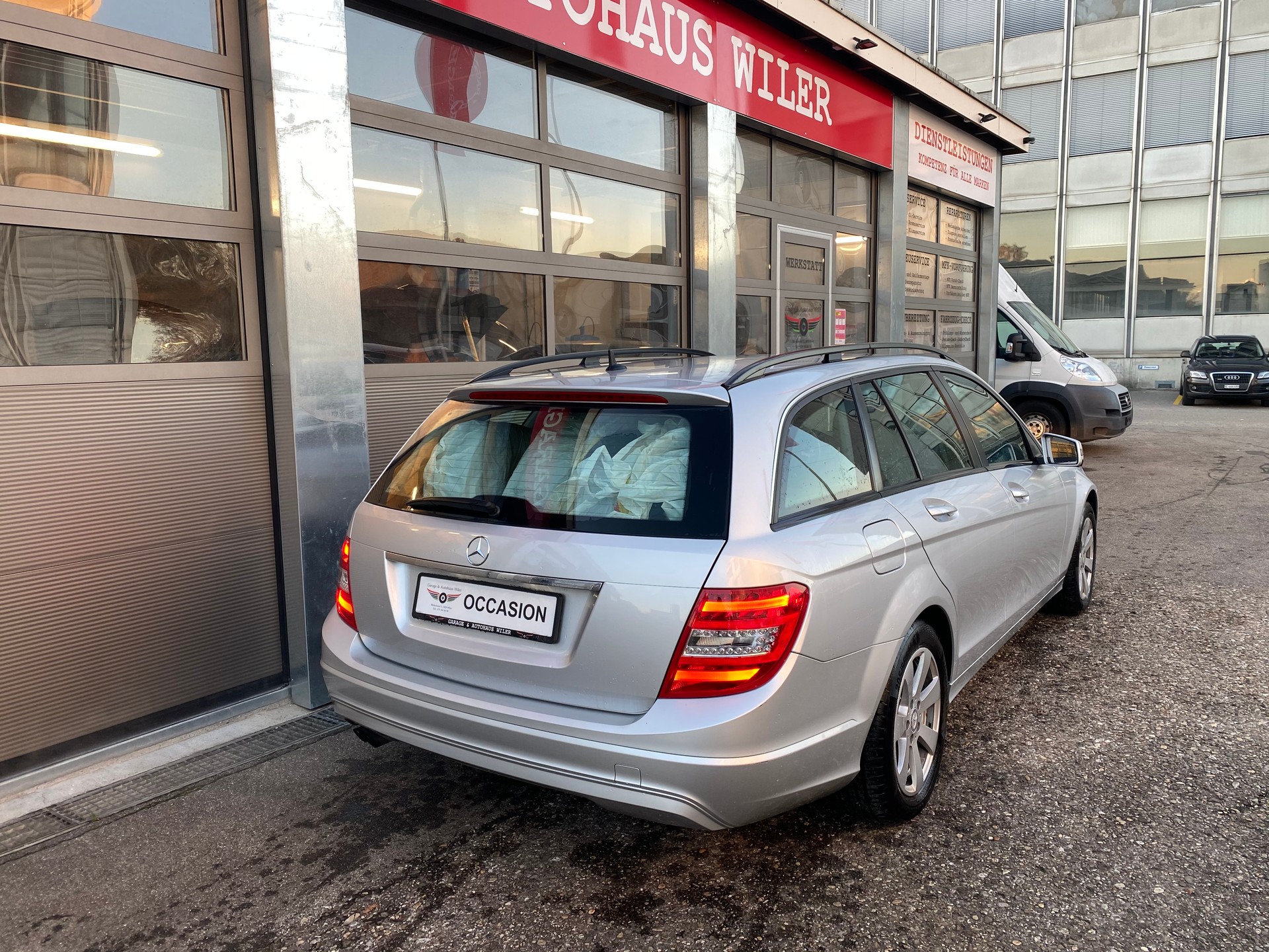 MERCEDES-BENZ C 200 CDI Avantgarde-image-4