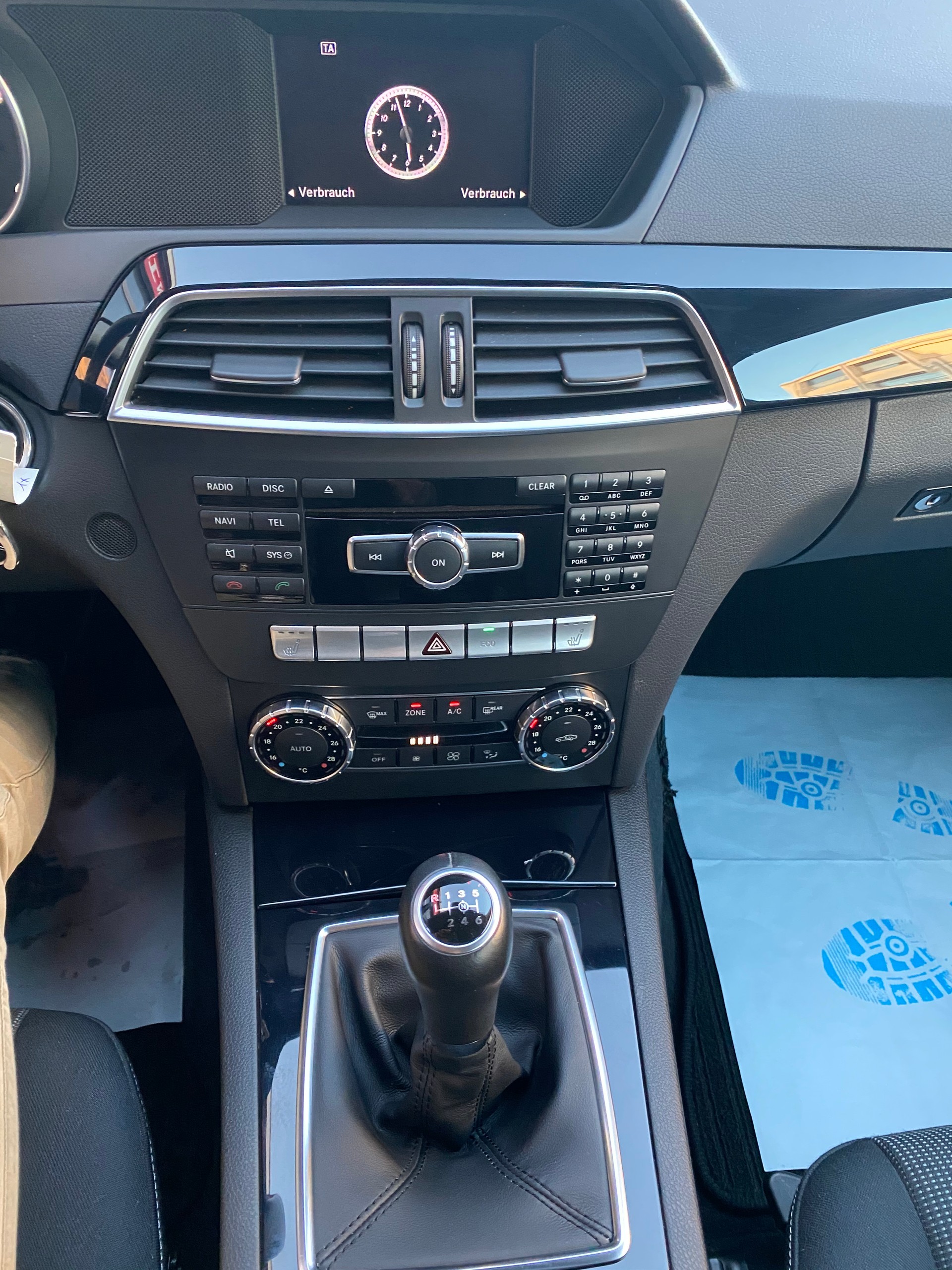 MERCEDES-BENZ C 200 CDI Avantgarde-image-12