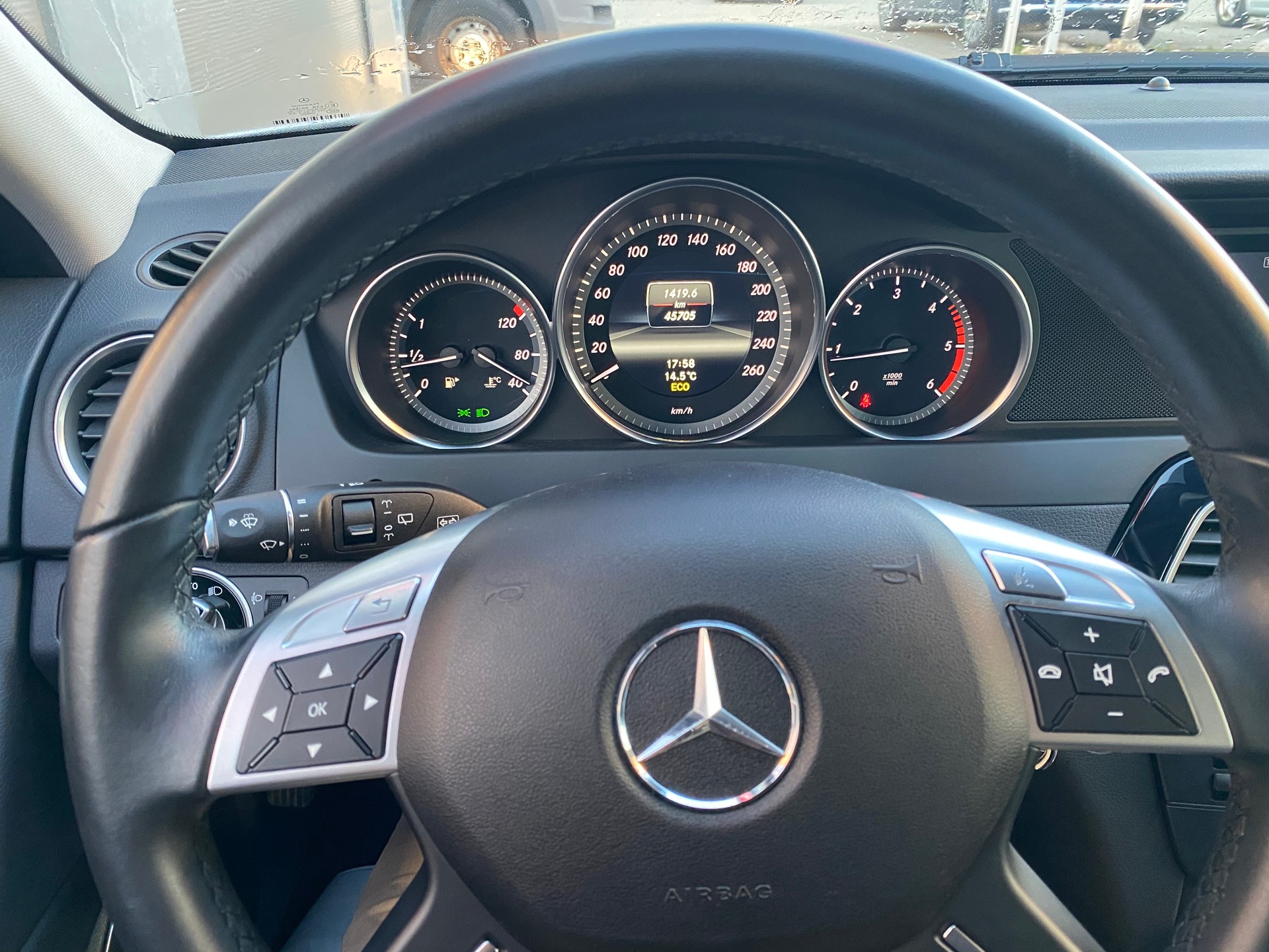 MERCEDES-BENZ C 200 CDI Avantgarde-image-13