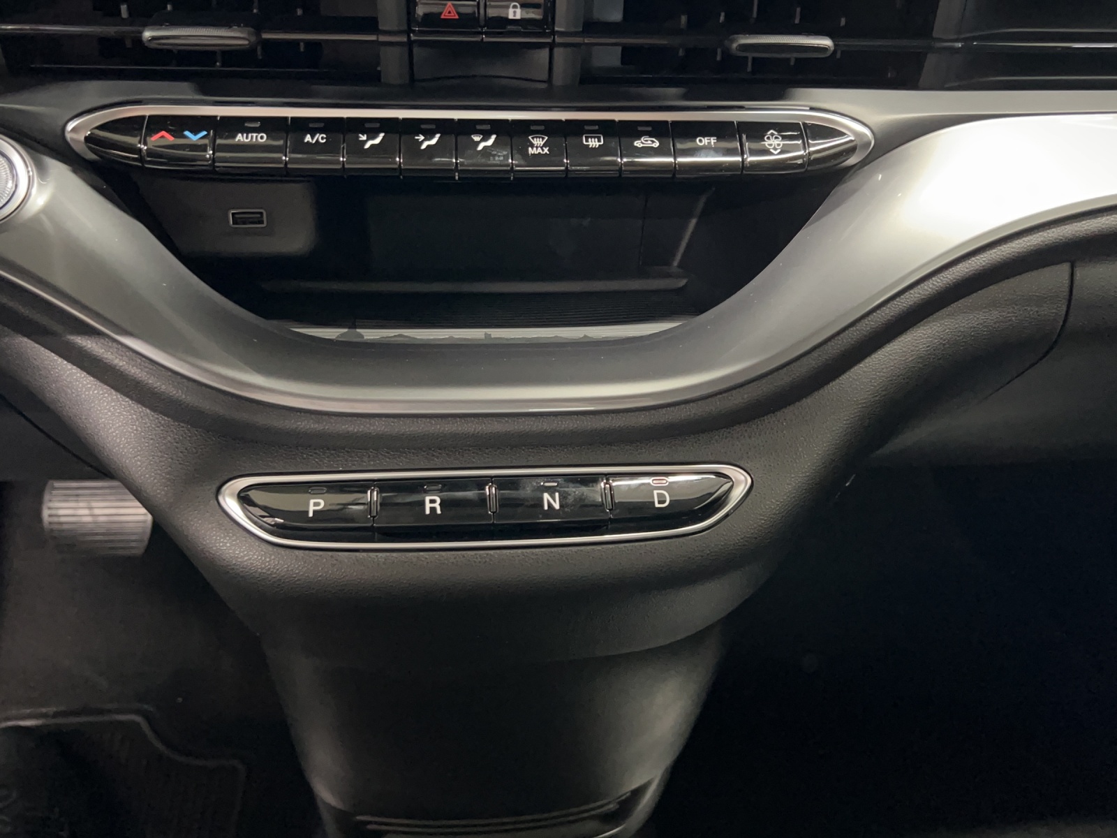 FIAT 500 BEV Swiss Edition 118 PS-image-7