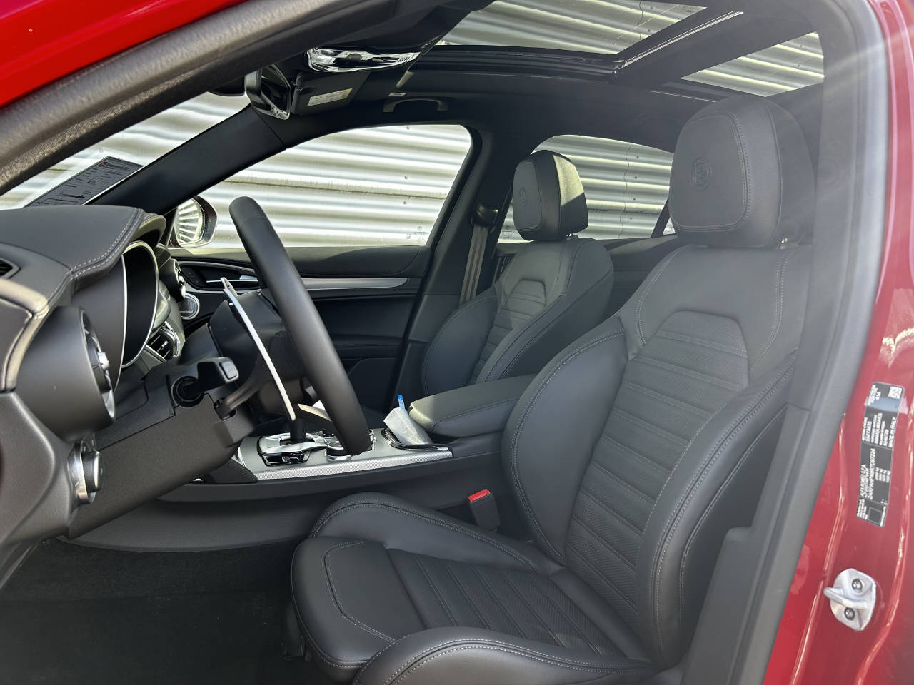 ALFA ROMEO Stelvio 2.0 Q4 280 Veloce-image-9