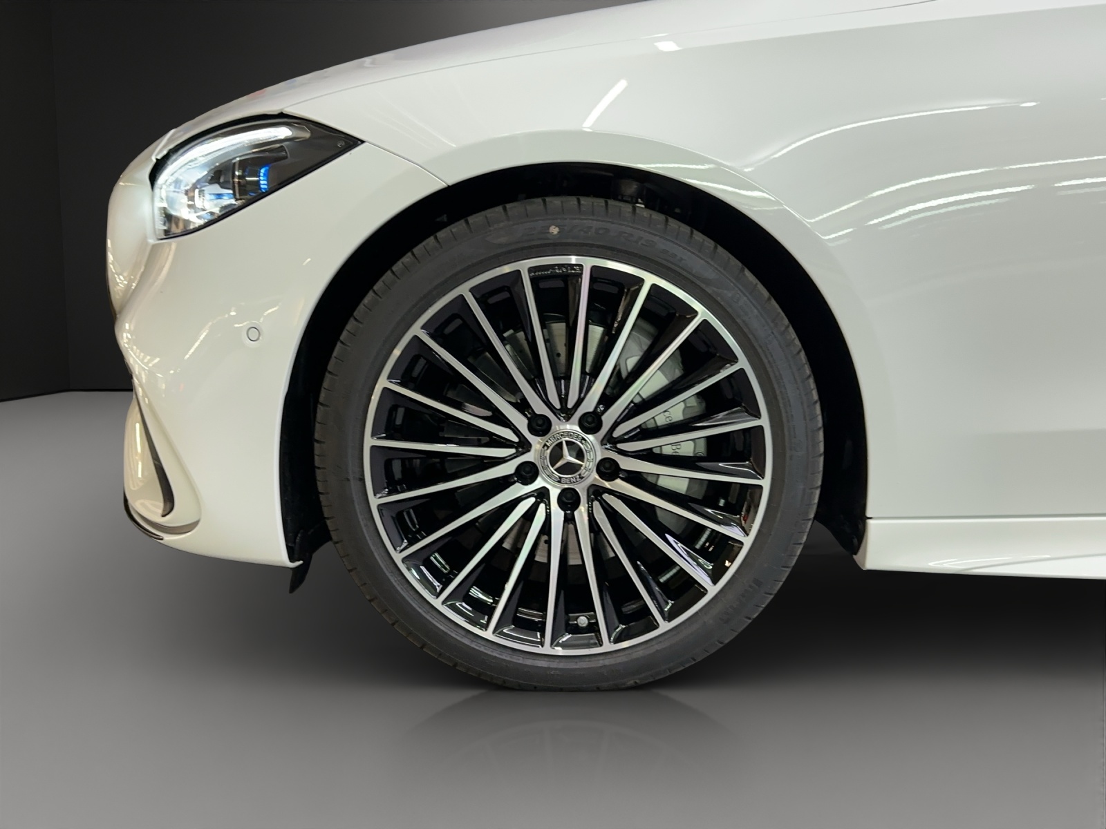 MERCEDES-BENZ C 220 d T 4 Matic Swiss Star-image-12