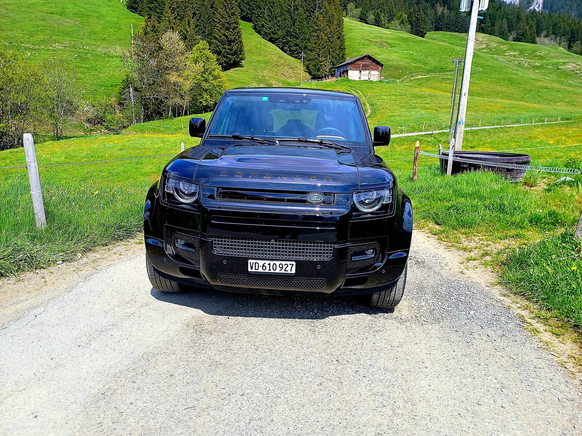 LAND ROVER Defender 110 P400e Si4 PHEV X-Dynamic HSE AT8-image-14